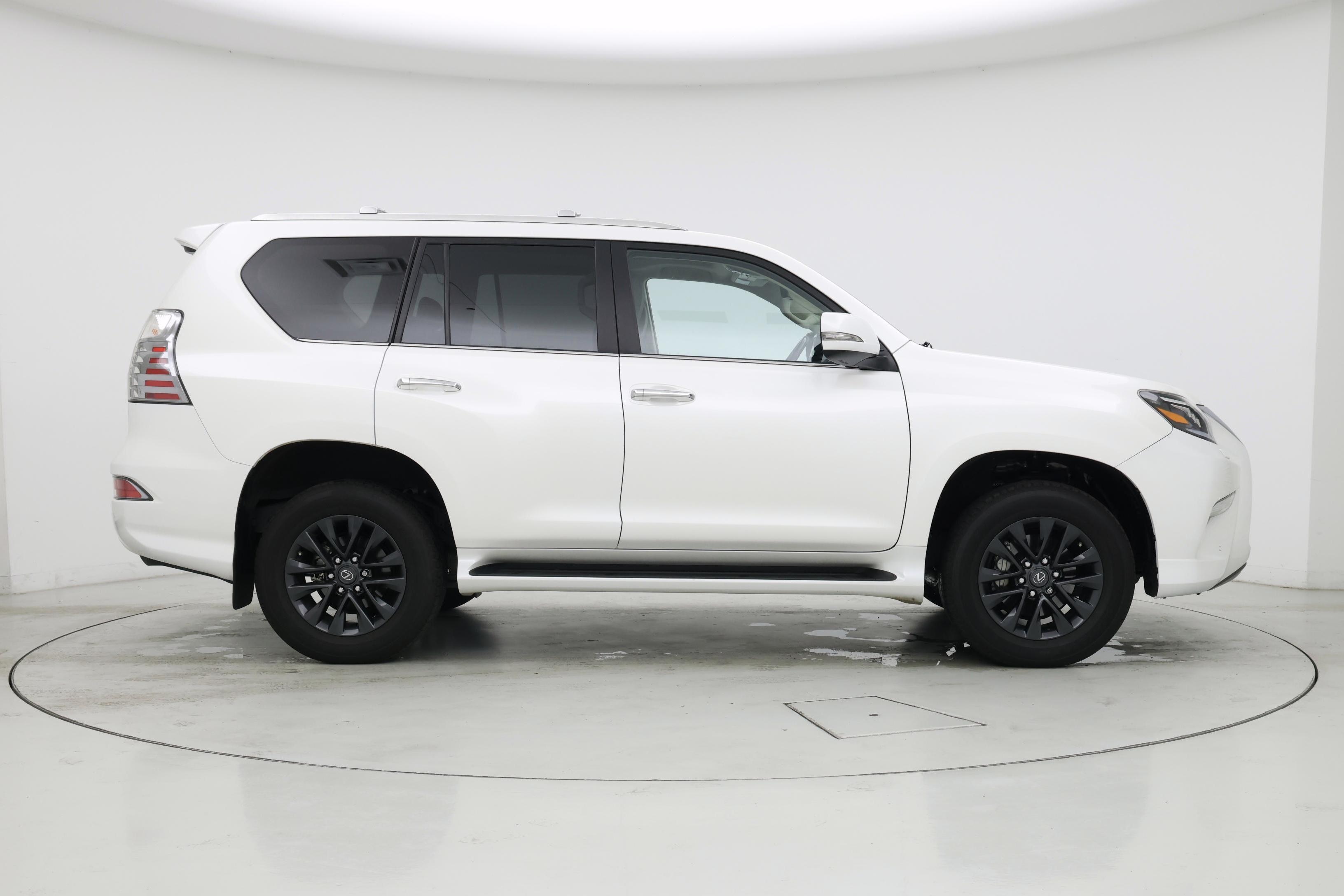 Thumbnail: 2023 Lexus GX - 7