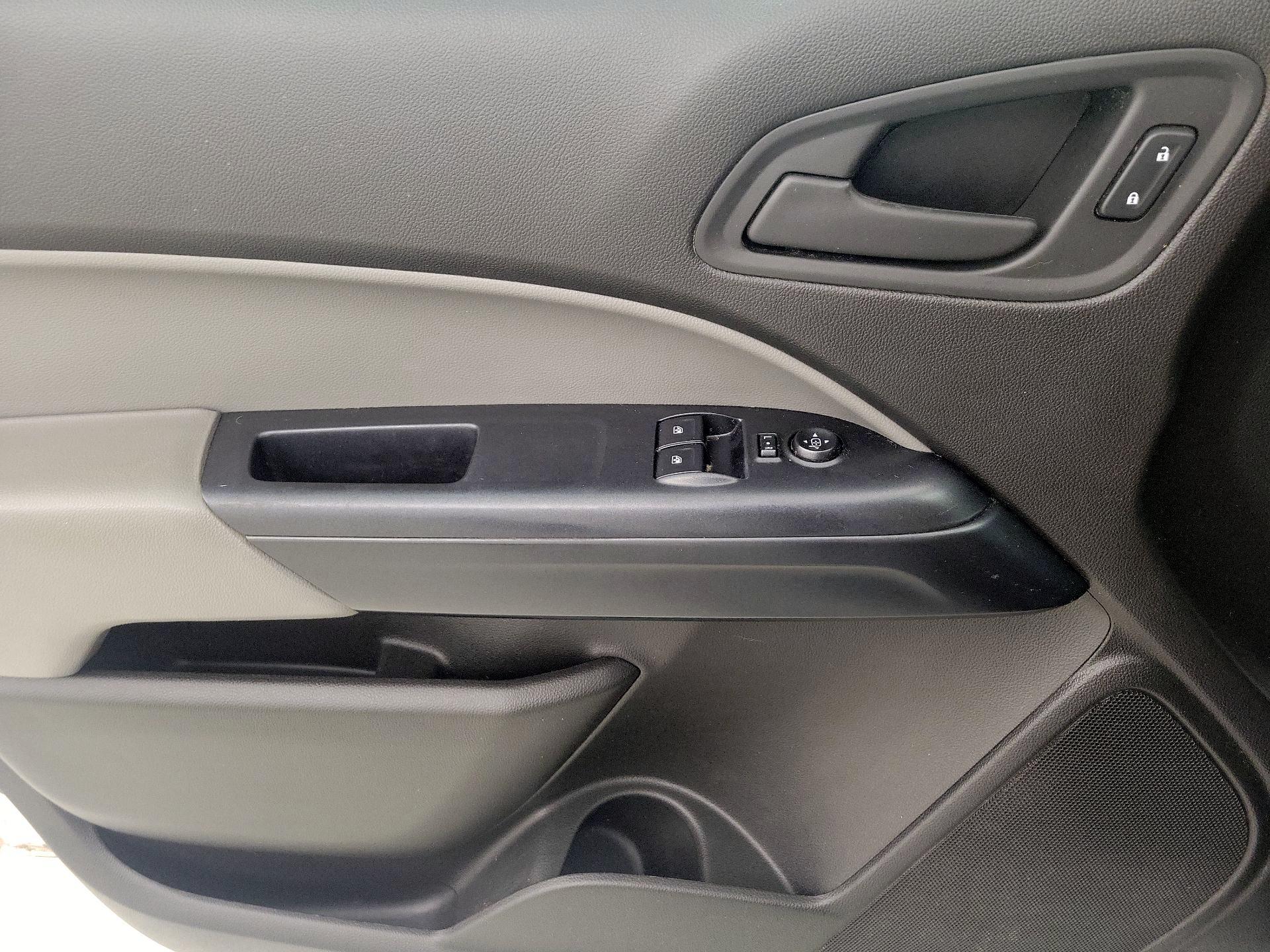 Thumbnail: 2016 Chevrolet Colorado - 12