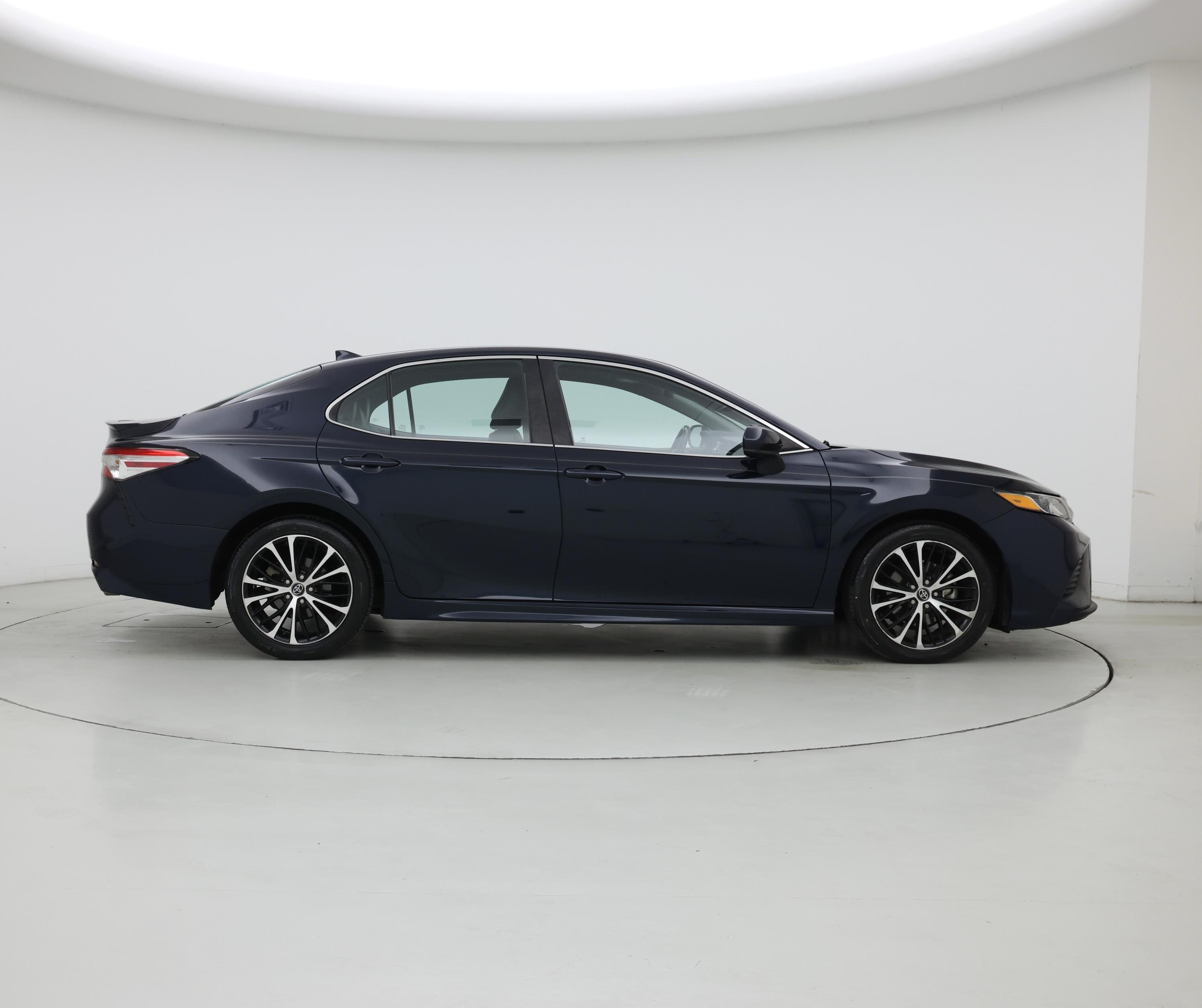 Thumbnail: 2020 Toyota Camry - 7