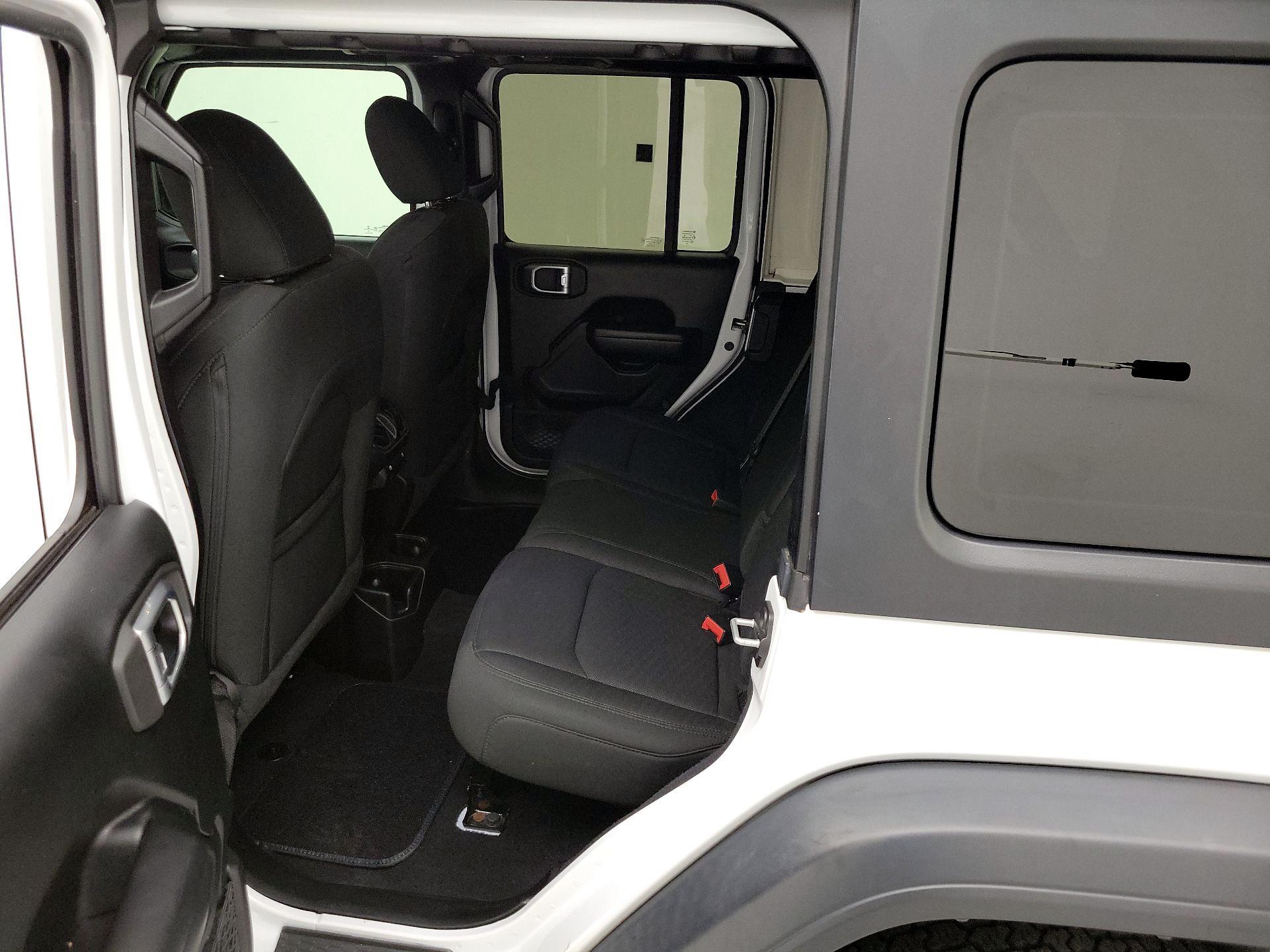 Thumbnail: 2020 Jeep Wrangler - 19