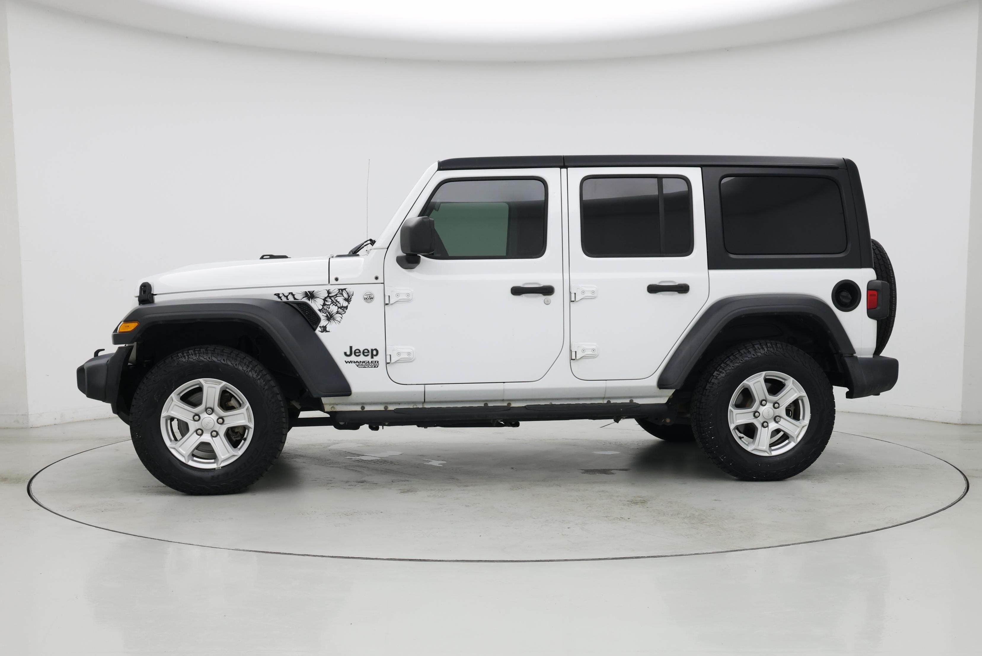 Thumbnail: 2020 Jeep Wrangler - 3