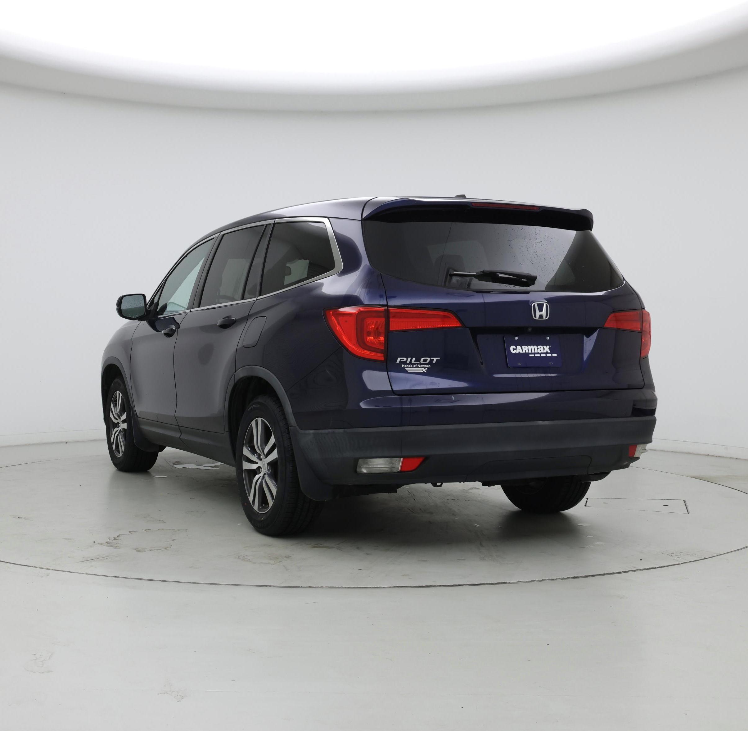 Thumbnail: 2018 Honda Pilot - 2