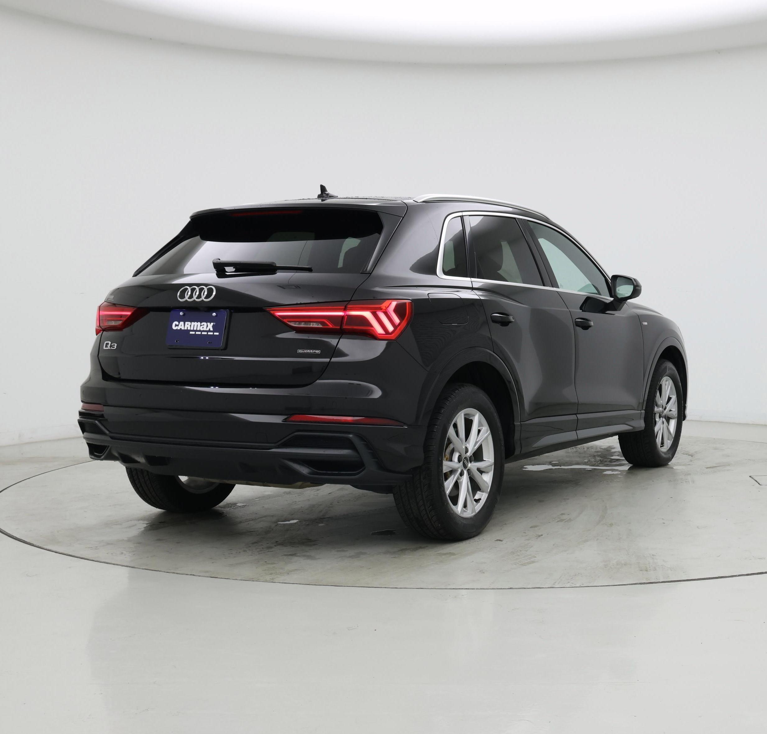 Thumbnail: 2022 Audi Q3 - 8