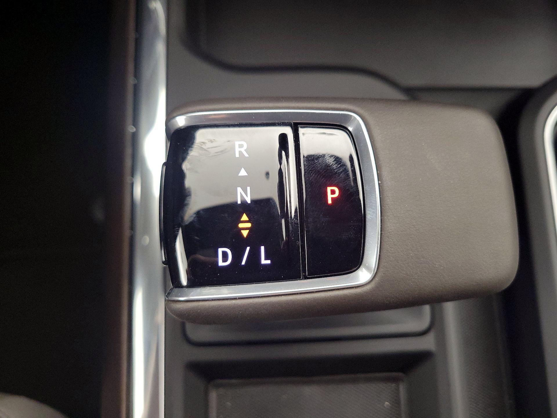 Thumbnail: 2025 GMC Sierra 1500 - 17