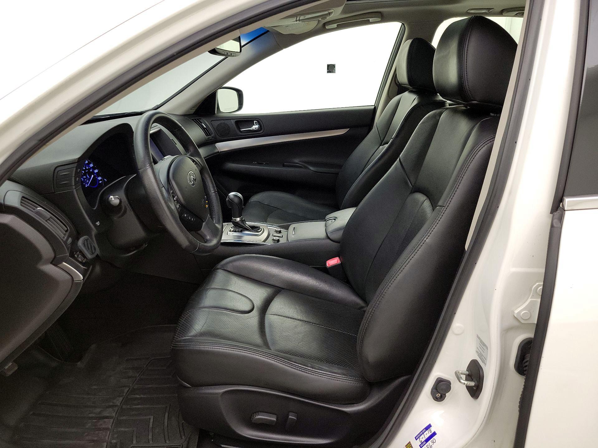 Thumbnail: 2015 INFINITI  - 11
