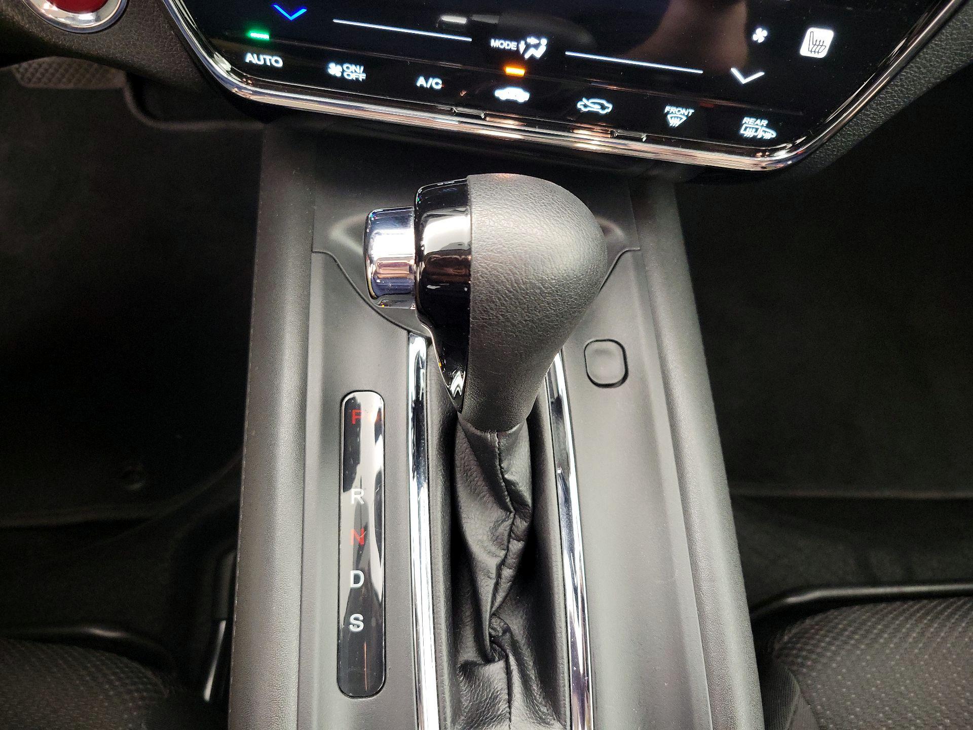 Thumbnail: 2017 Honda HR-V - 17
