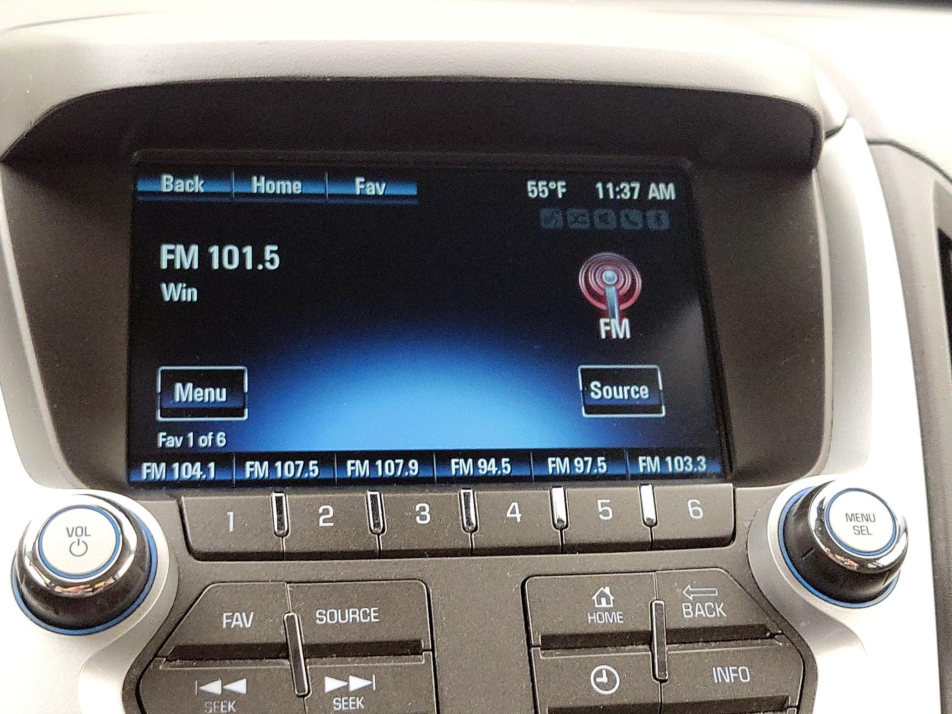 Thumbnail: 2015 Chevrolet Equinox - 15