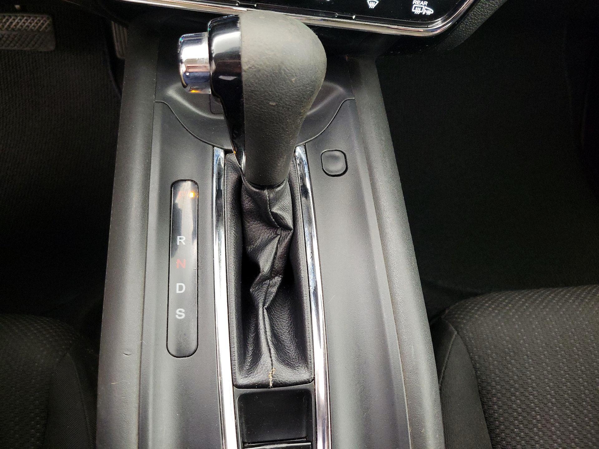 Thumbnail: 2018 Honda HR-V - 17