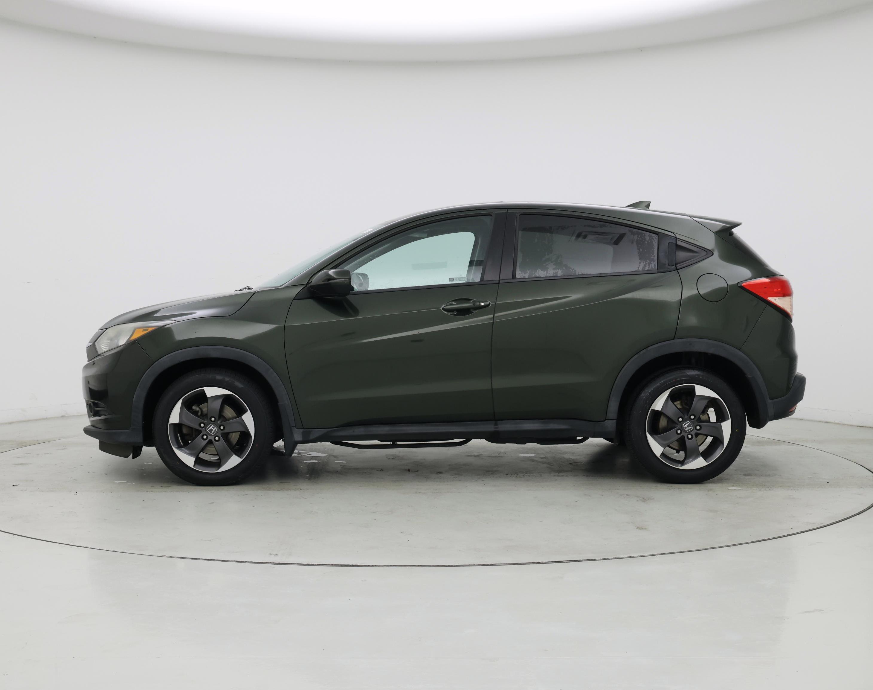 Thumbnail: 2018 Honda HR-V - 3