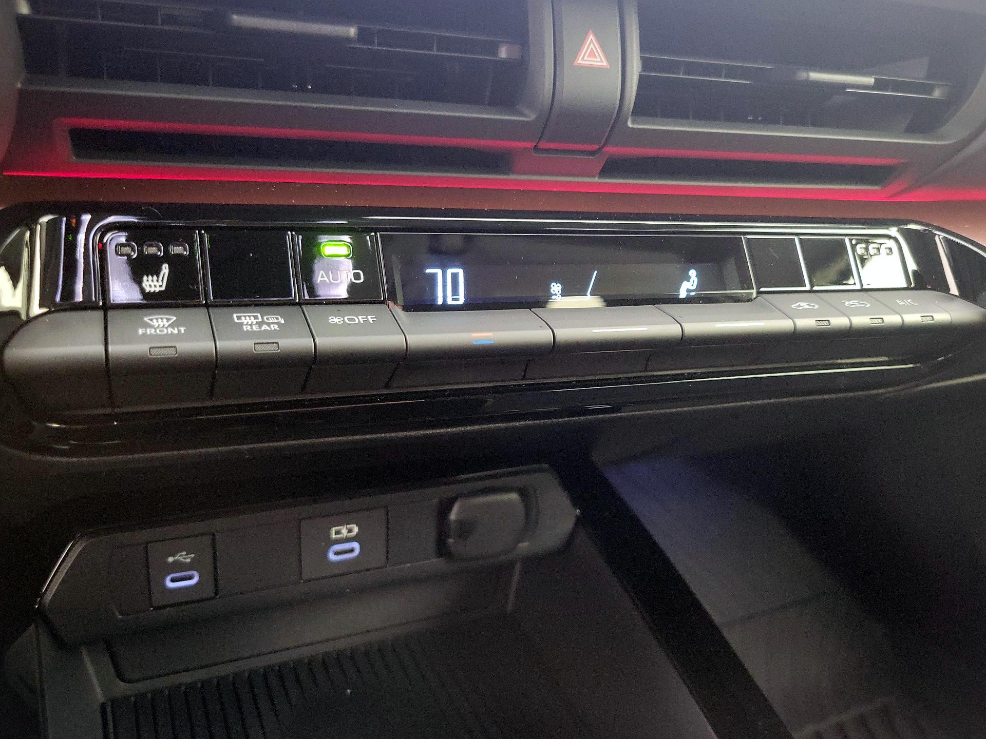 Thumbnail: 2024 Toyota Prius Prime - 17