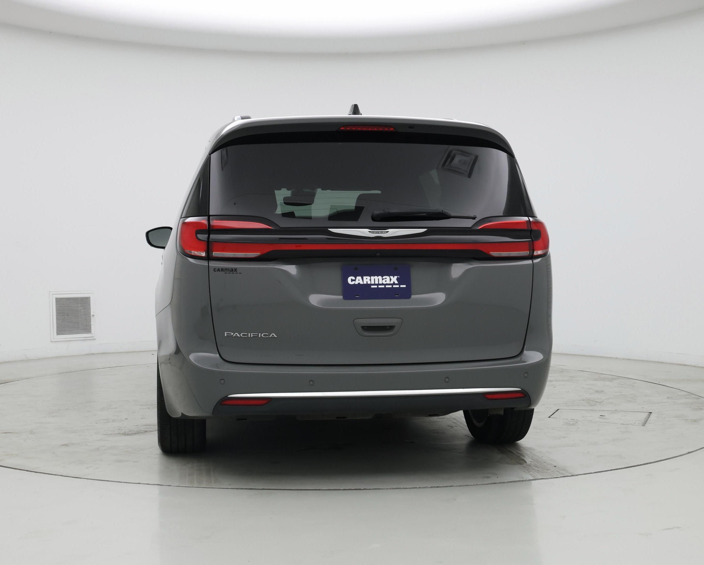 Thumbnail: 2023 Chrysler Pacifica - 6