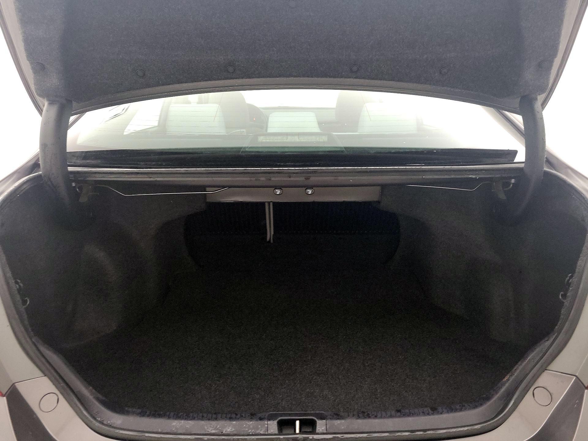 Thumbnail: 2015 Toyota Camry - 20