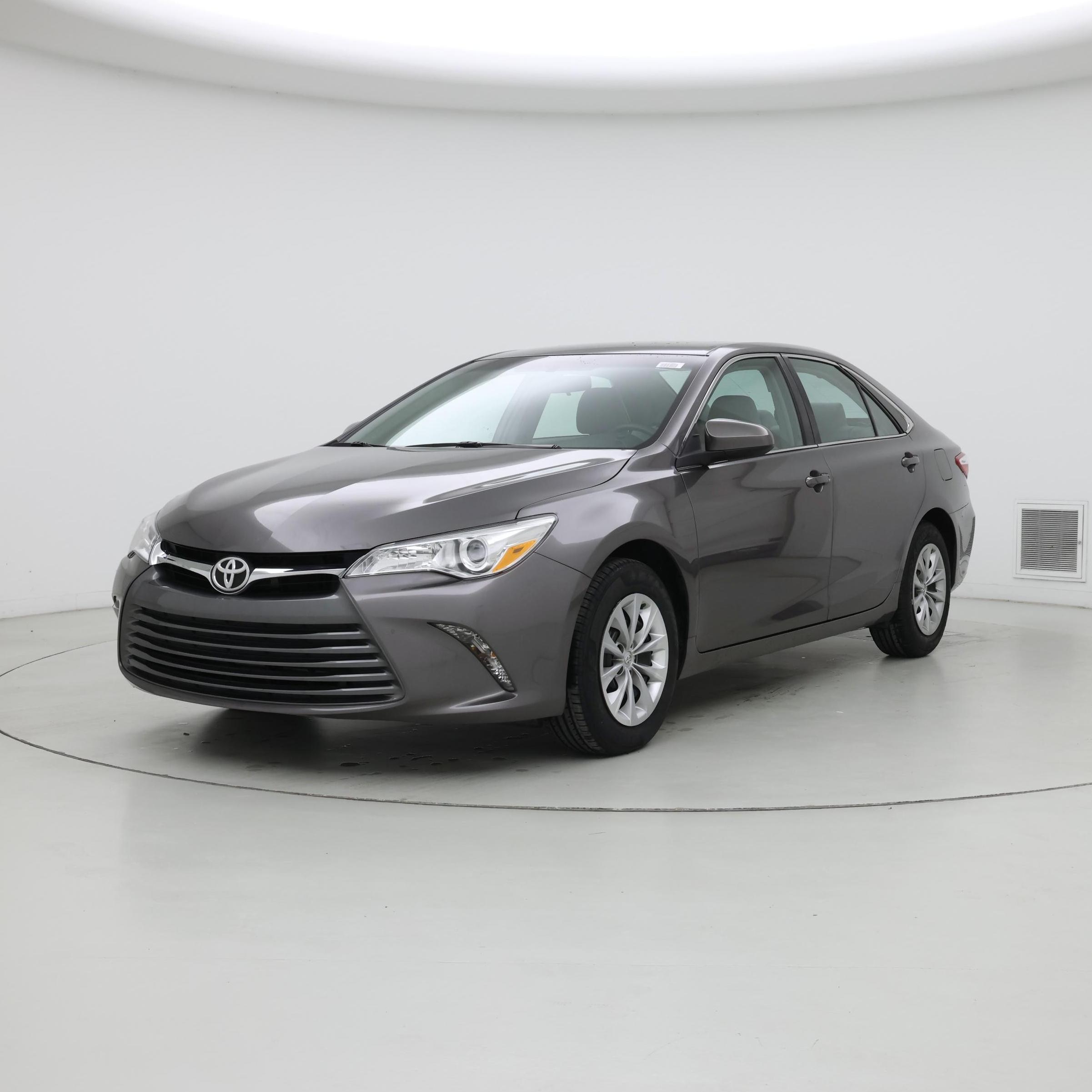 Thumbnail: 2015 Toyota Camry - 4