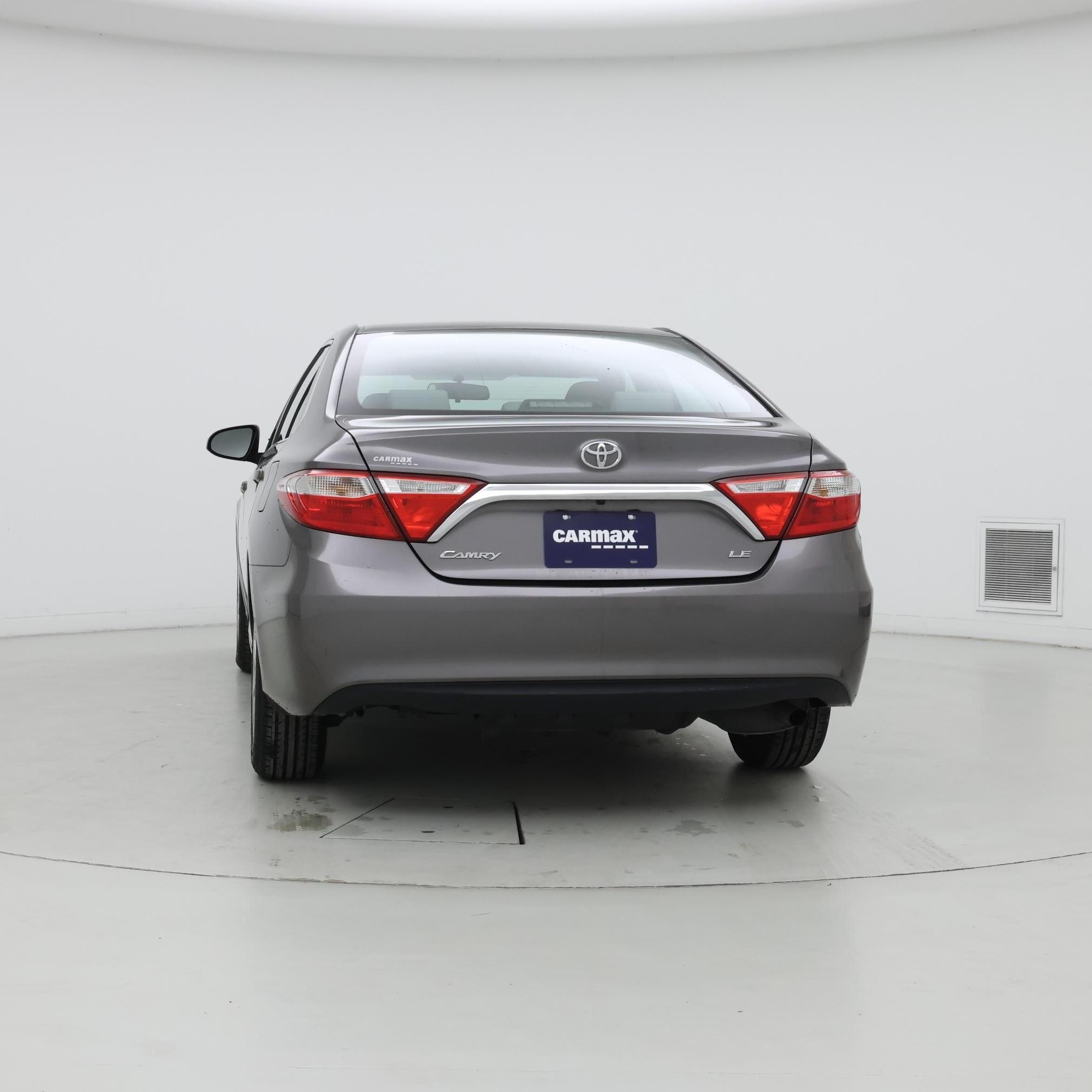 Thumbnail: 2015 Toyota Camry - 6