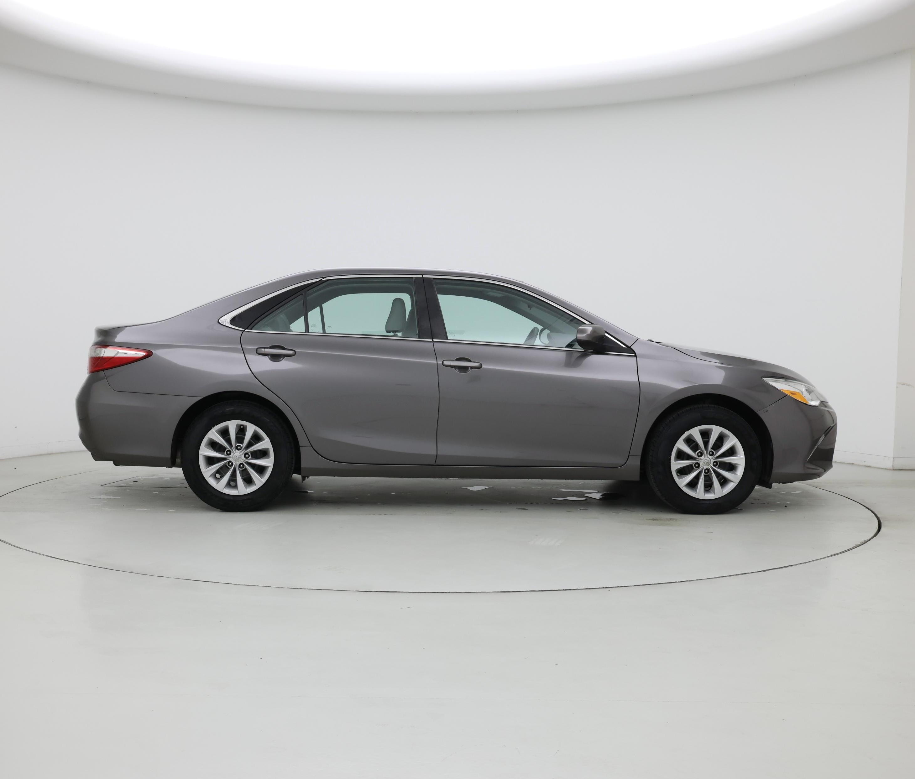 Thumbnail: 2015 Toyota Camry - 7