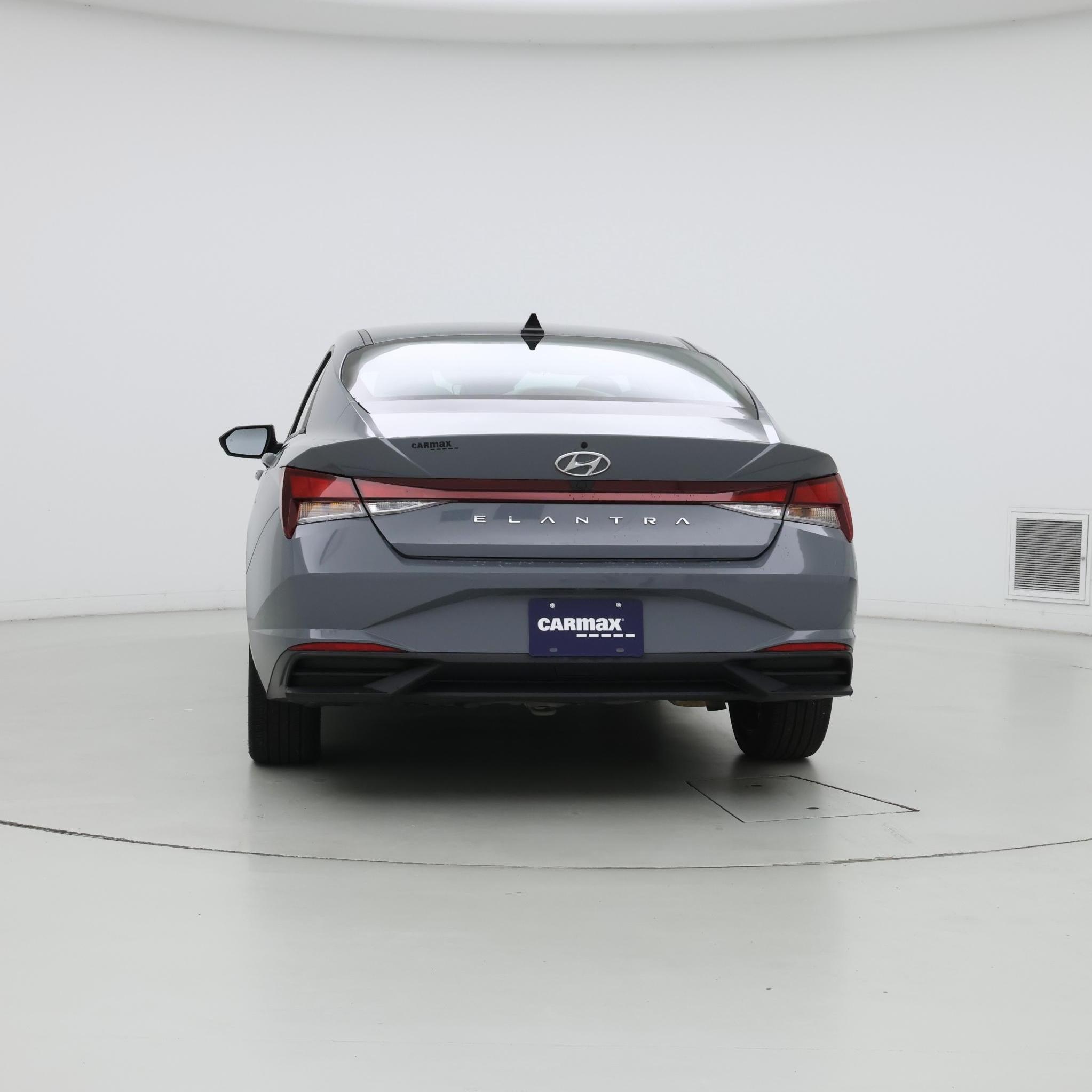 Thumbnail: 2023 Hyundai Elantra - 6