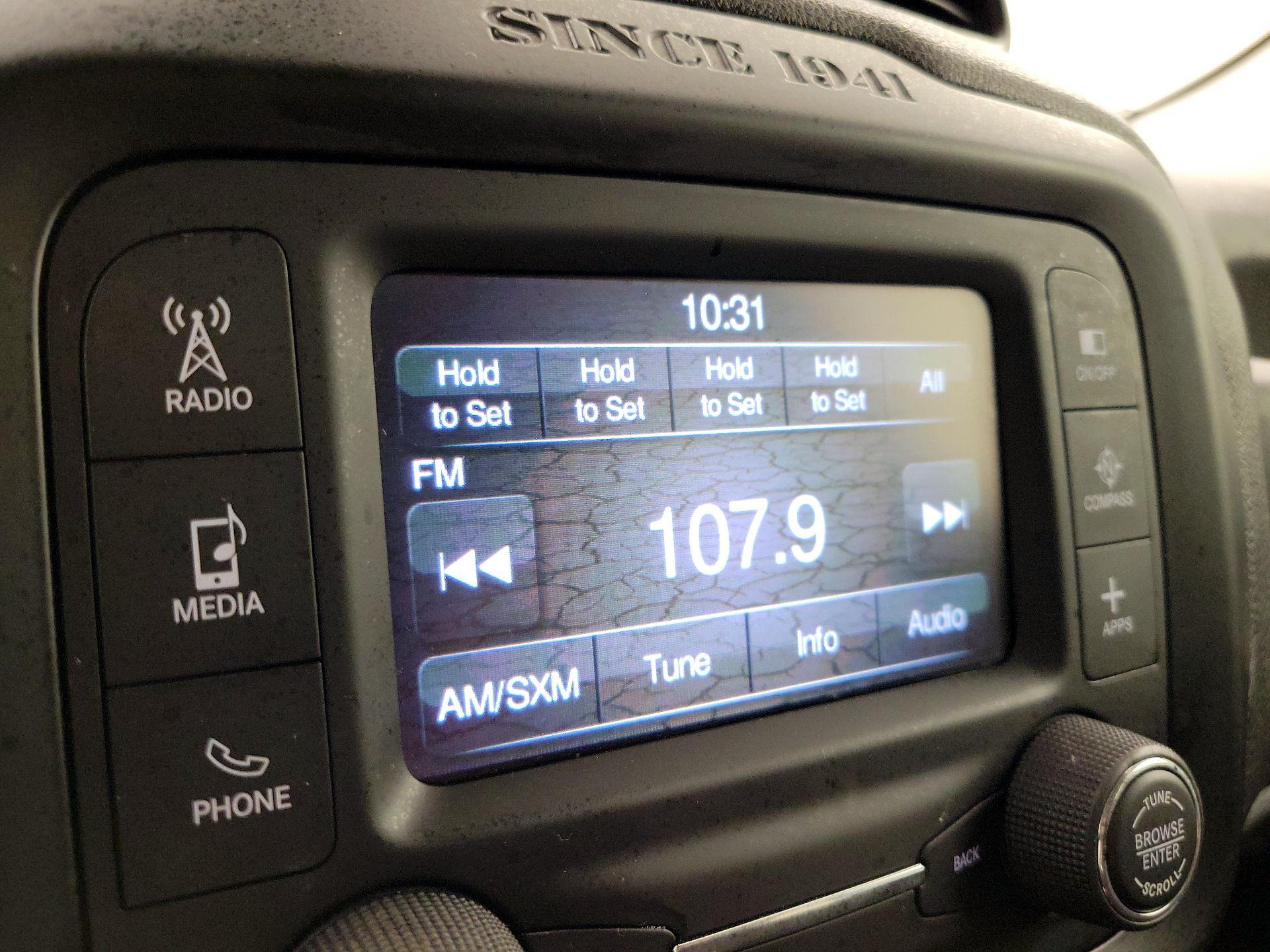 Thumbnail: 2017 Jeep Renegade - 15