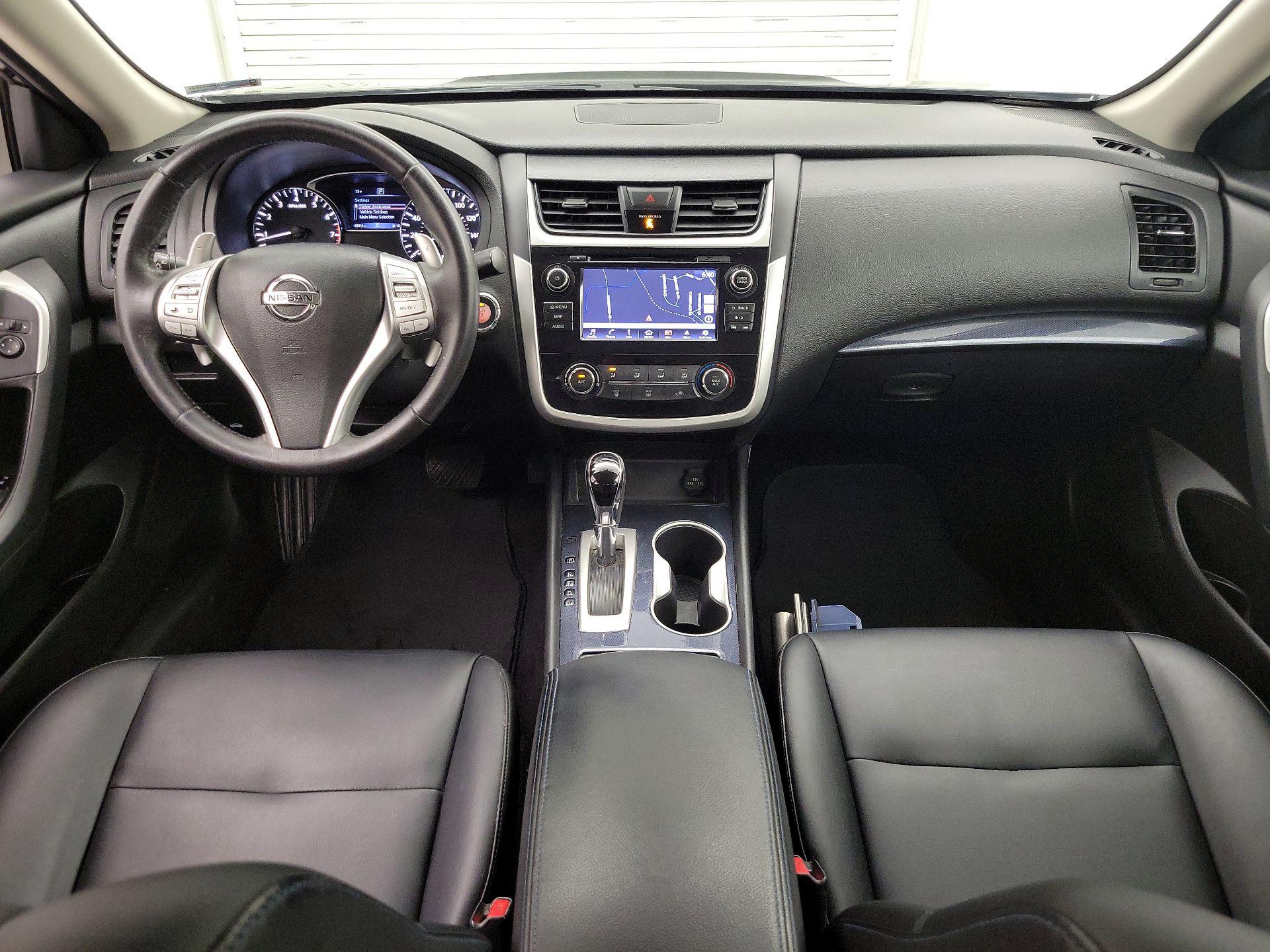 Thumbnail: 2018 Nissan Altima - 9