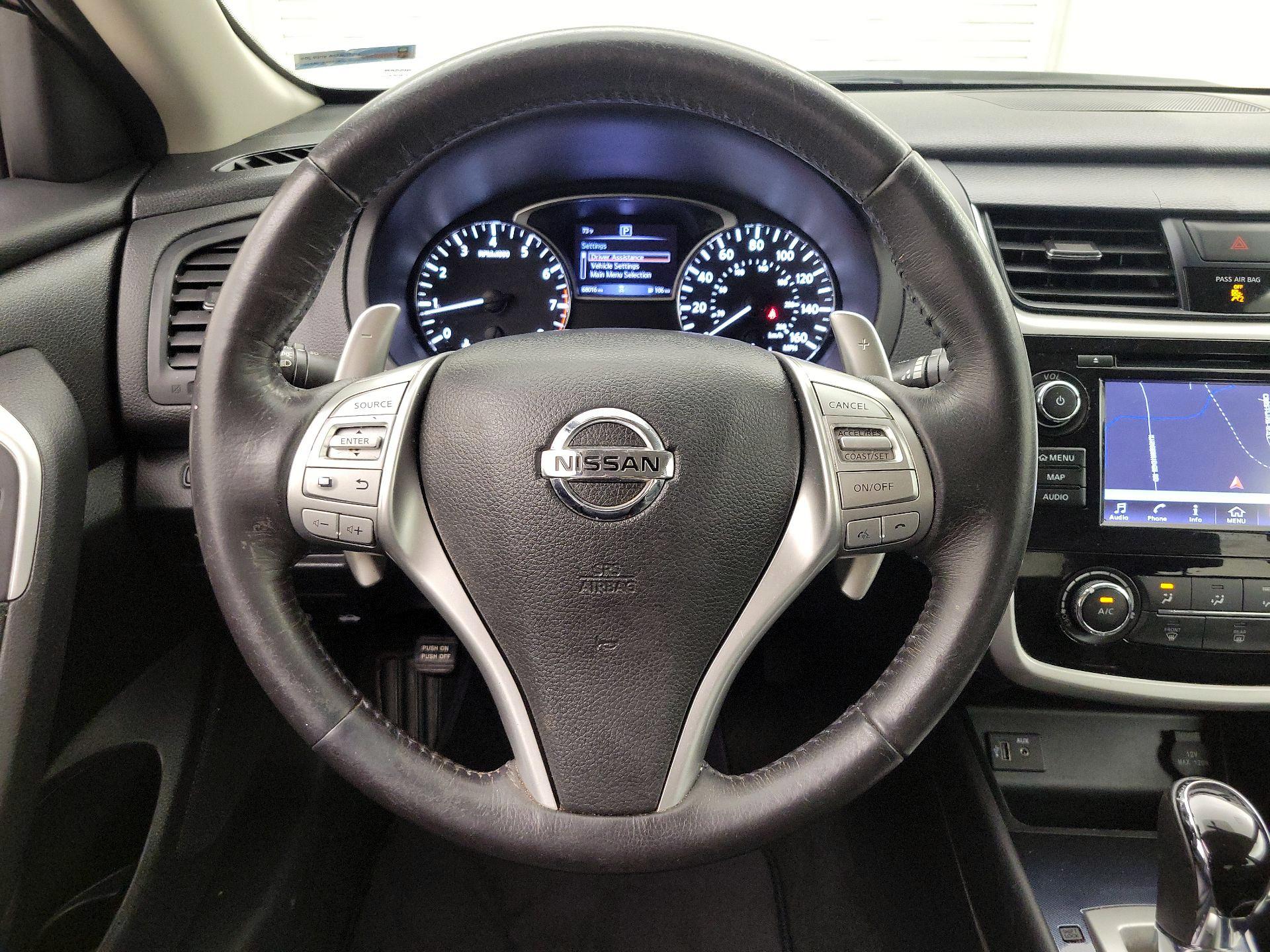 Thumbnail: 2018 Nissan Altima - 10