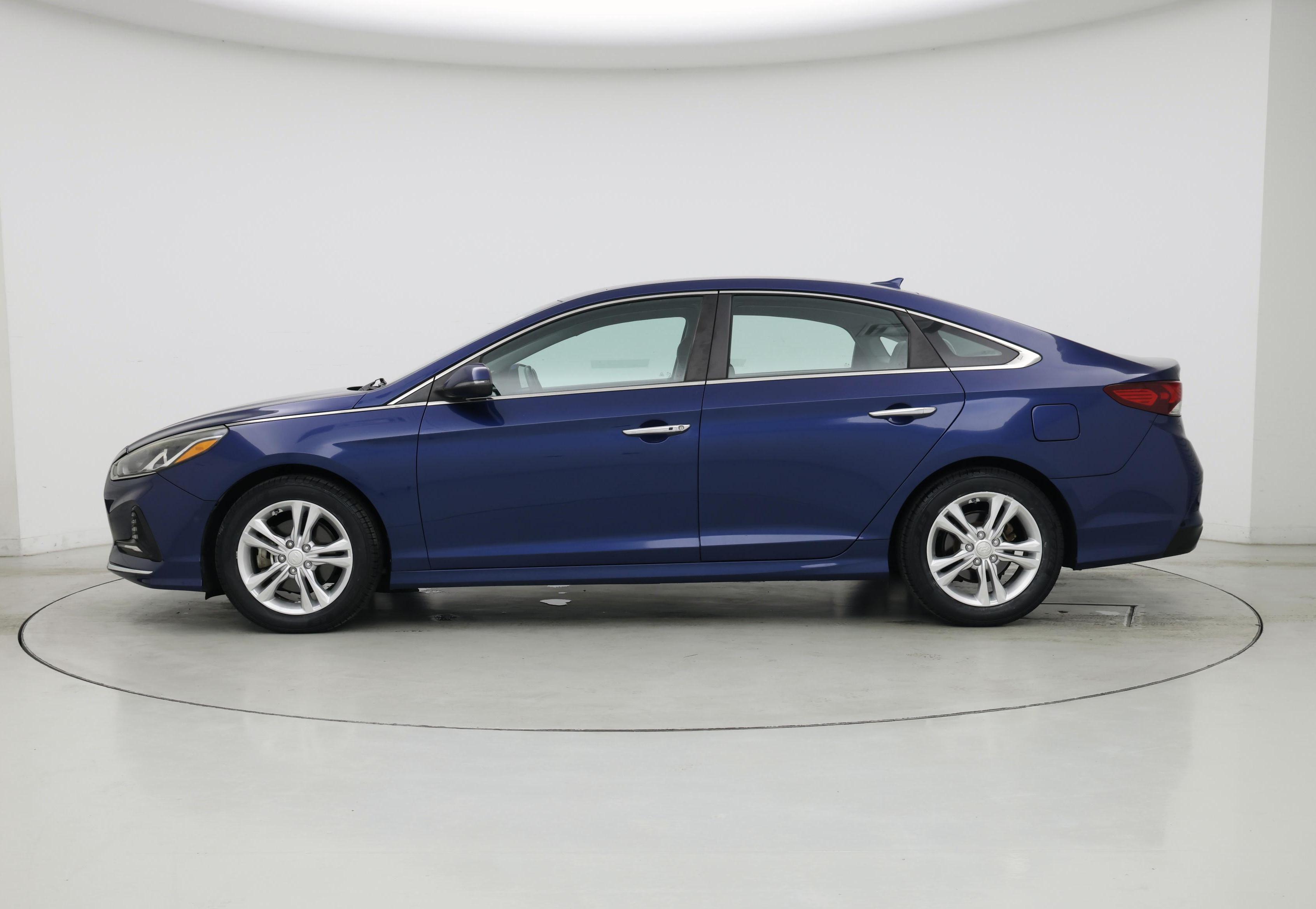 Thumbnail: 2018 Hyundai Sonata - 3