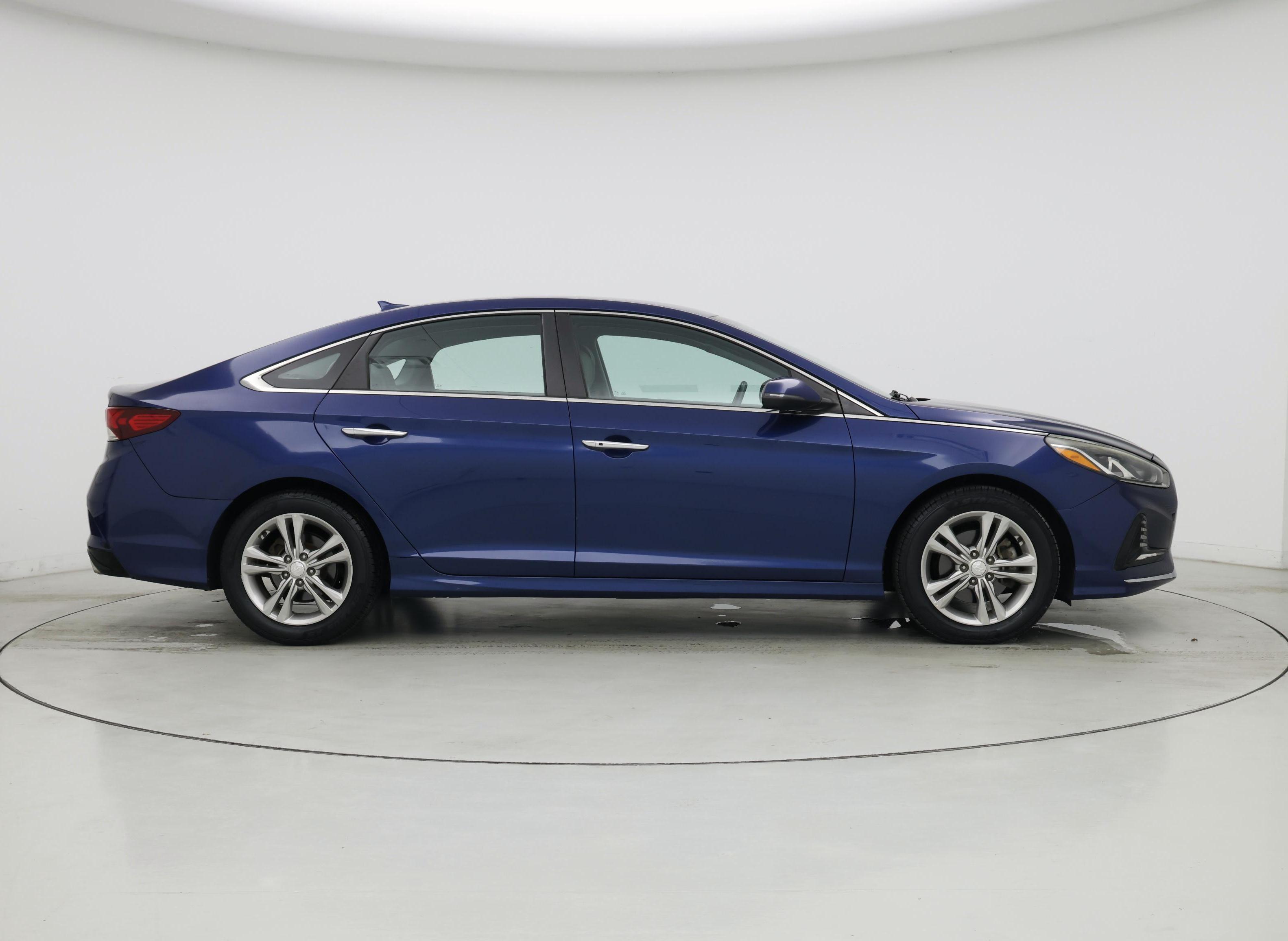 Thumbnail: 2018 Hyundai Sonata - 7