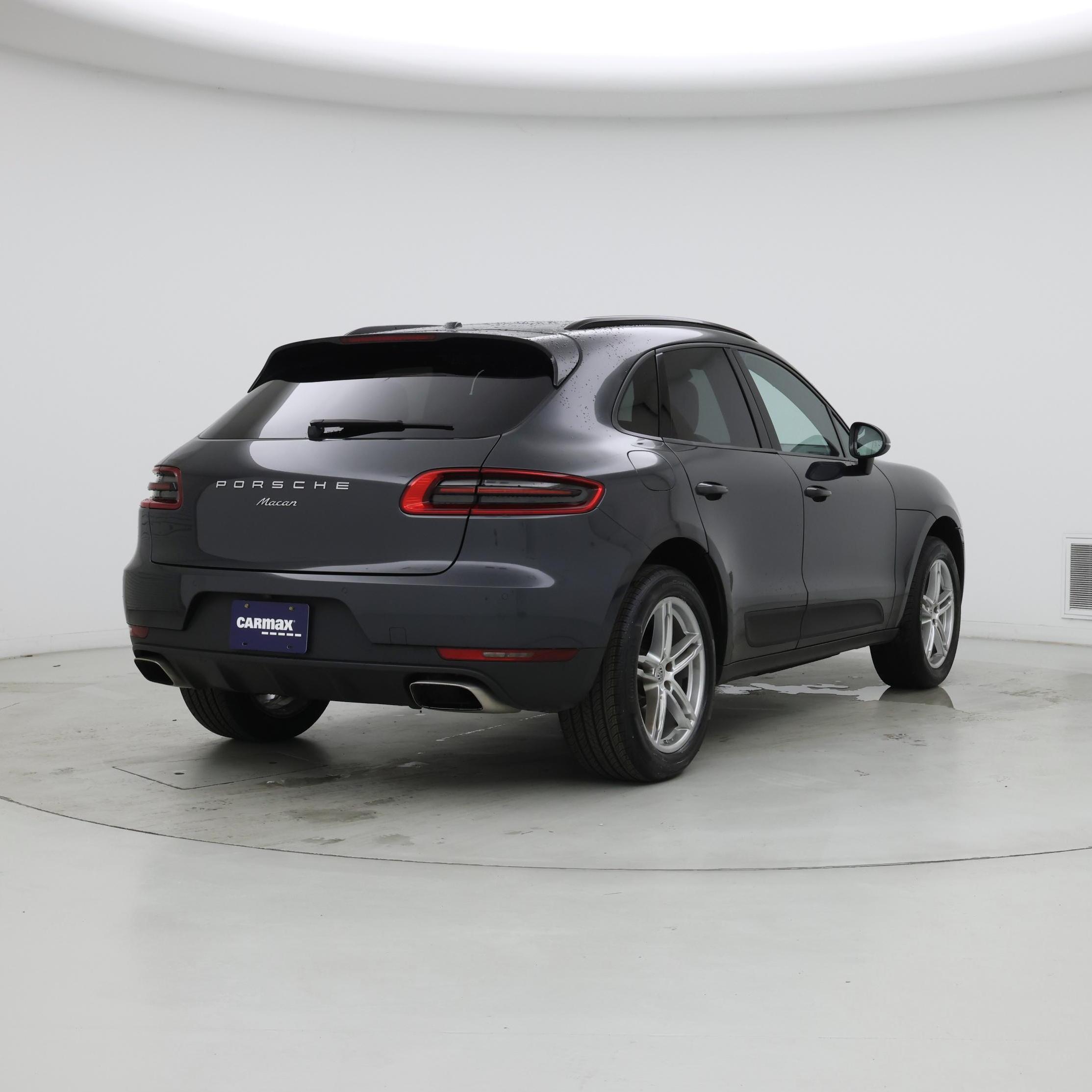 Thumbnail: 2017 Porsche Macan - 8