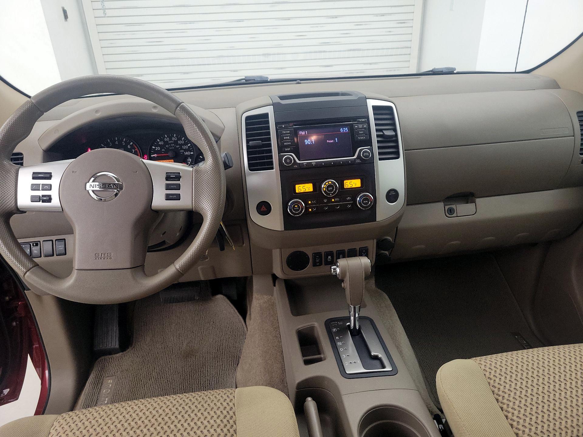 Thumbnail: 2015 Nissan Frontier - 9
