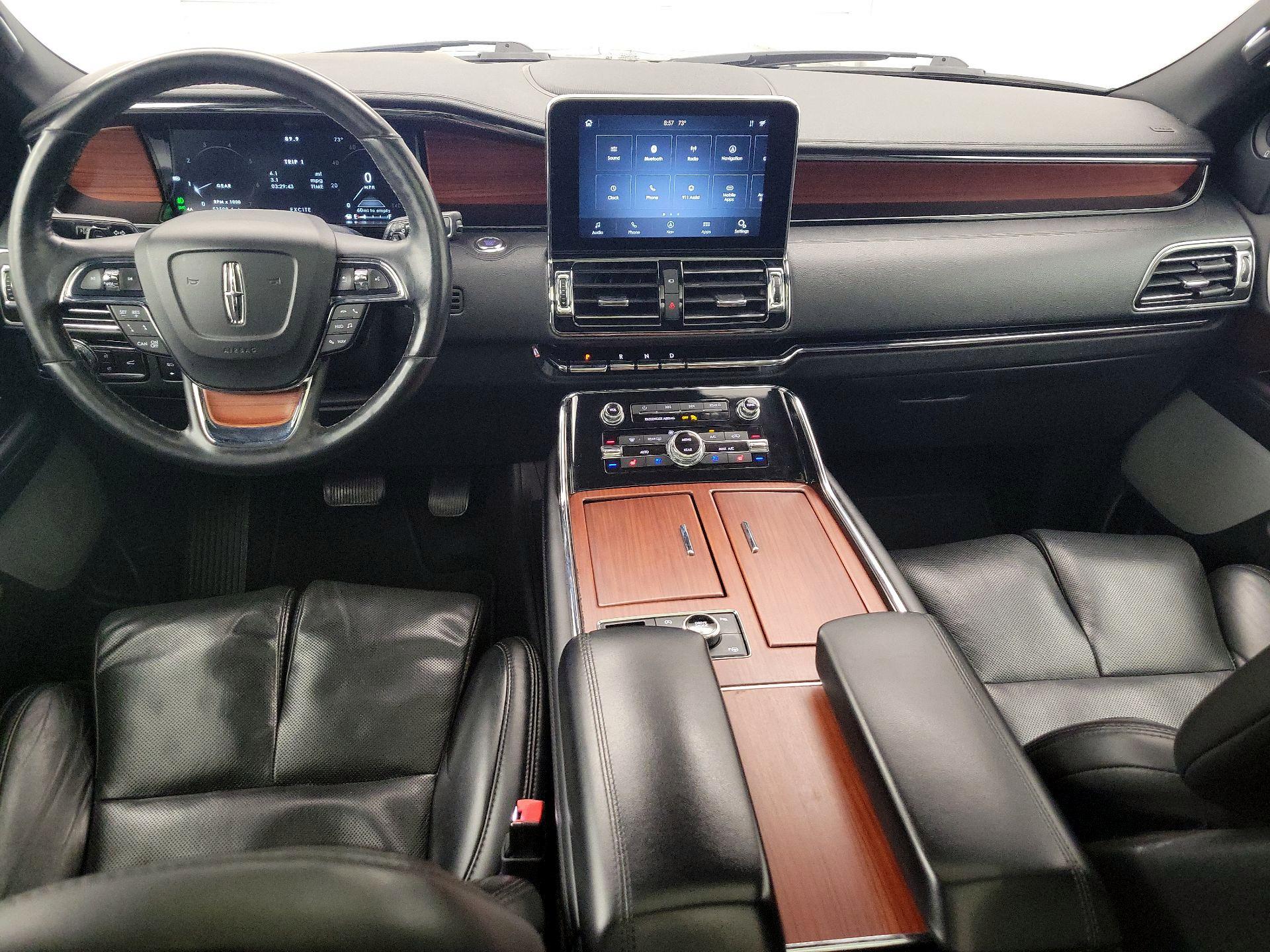 Thumbnail: 2020 Lincoln Navigator - 9