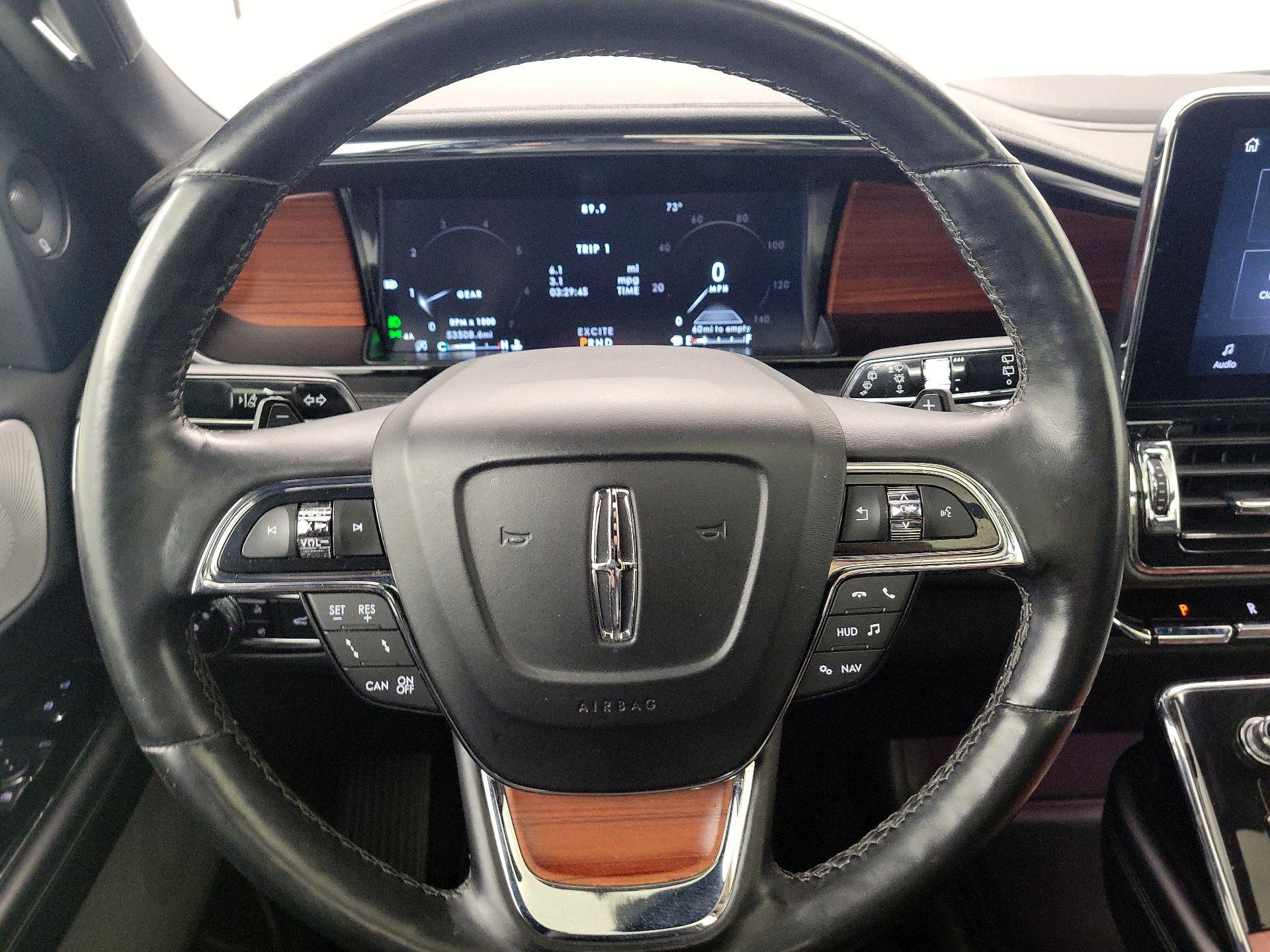 Thumbnail: 2020 Lincoln Navigator - 10