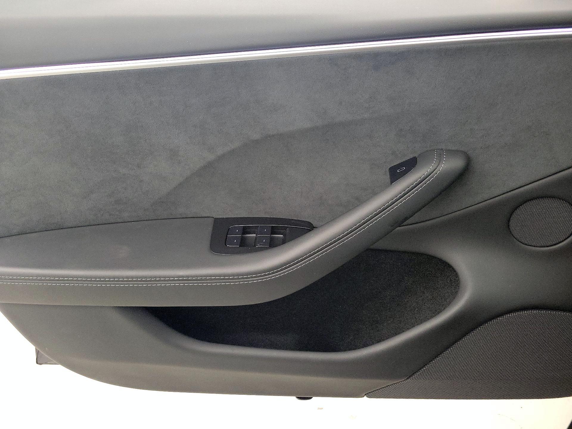 Thumbnail: 2024 Tesla Model 3 - 12