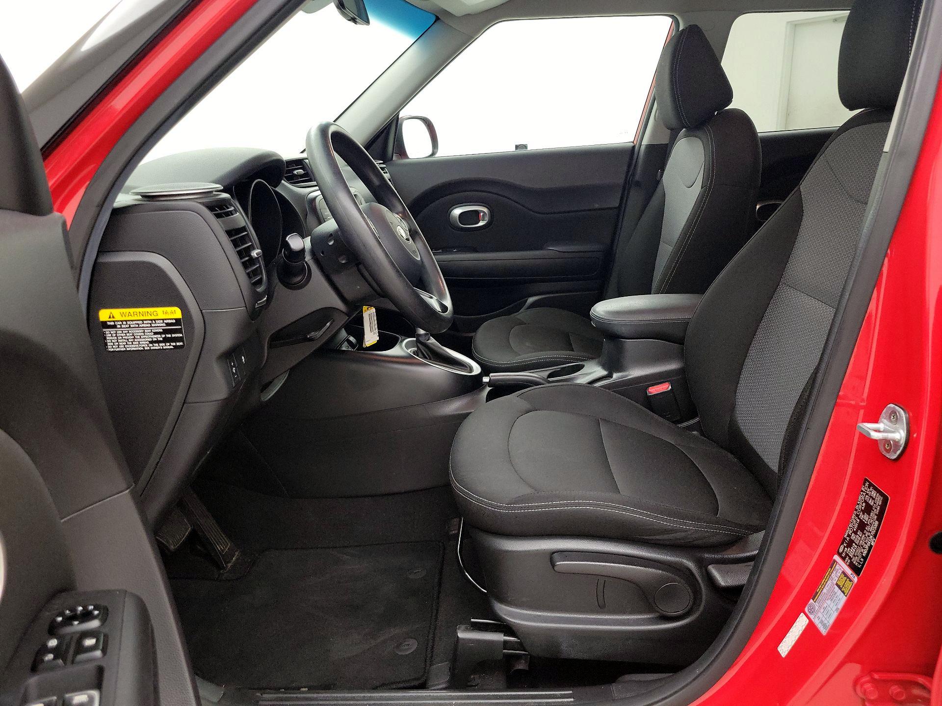 Thumbnail: 2019 Kia Soul - 11