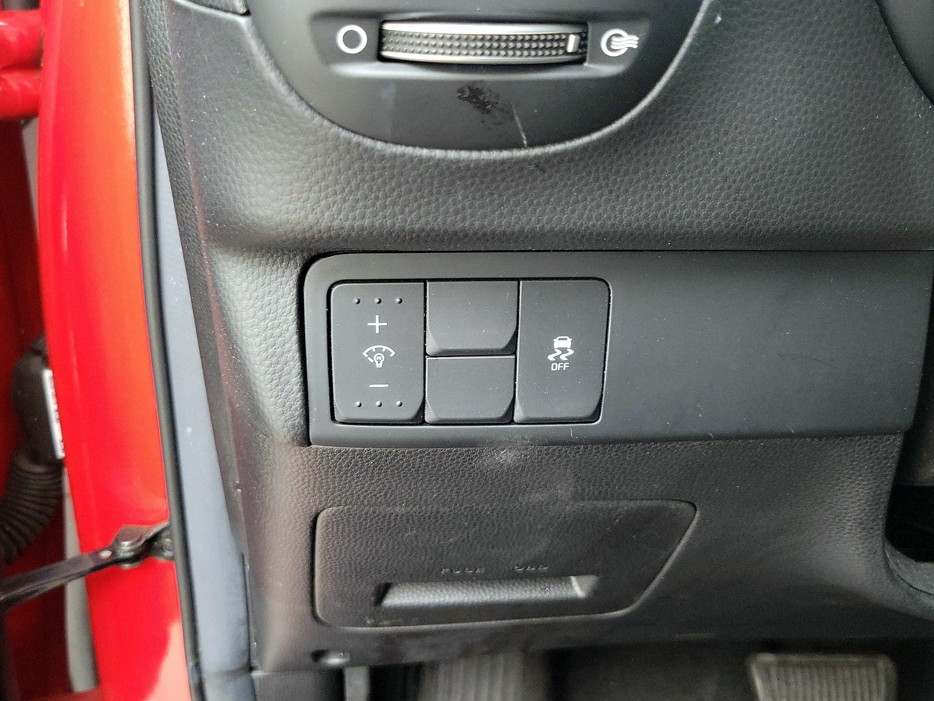 Thumbnail: 2019 Kia Soul - 13