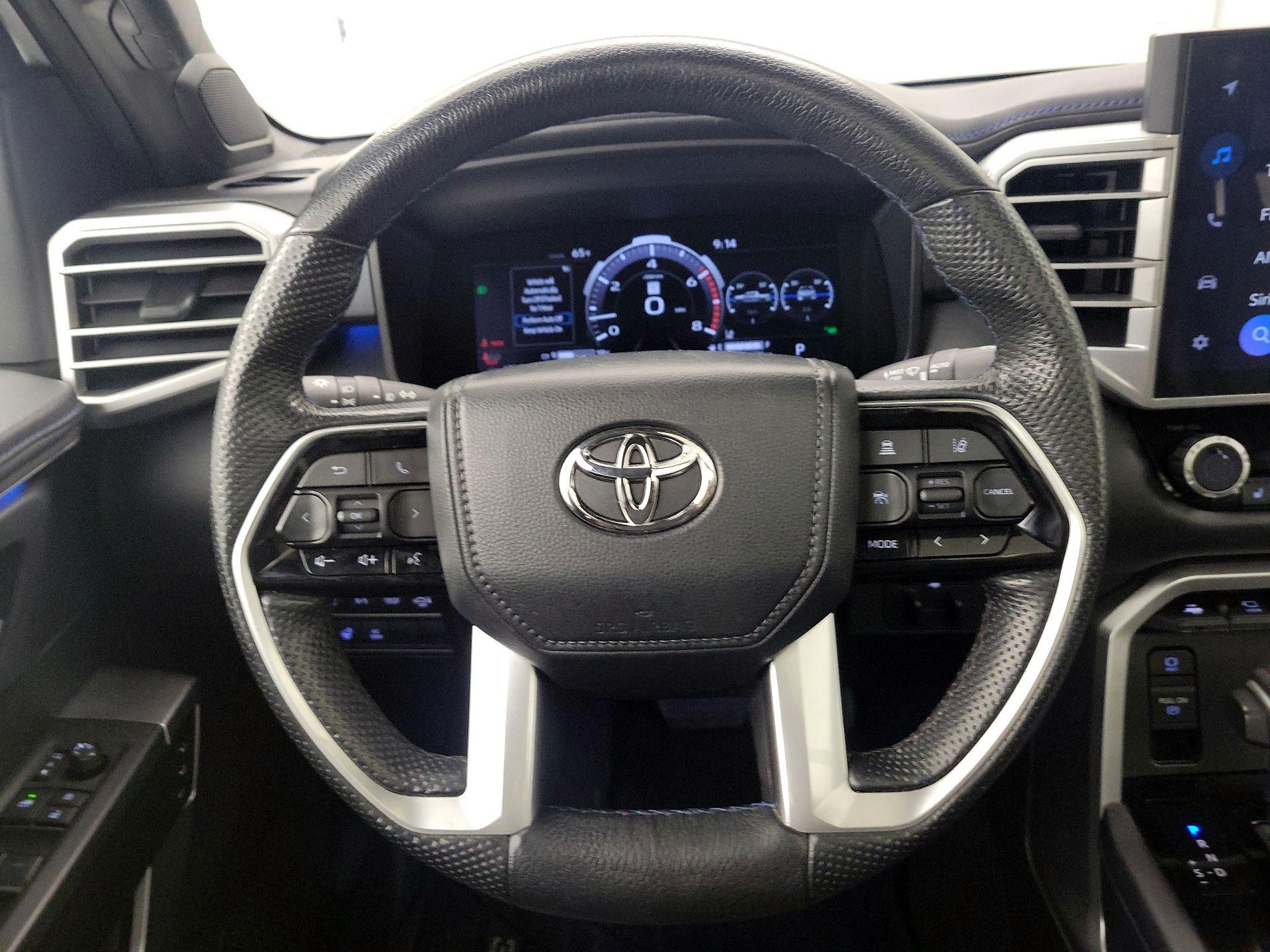 Thumbnail: 2022 Toyota Tundra - 10
