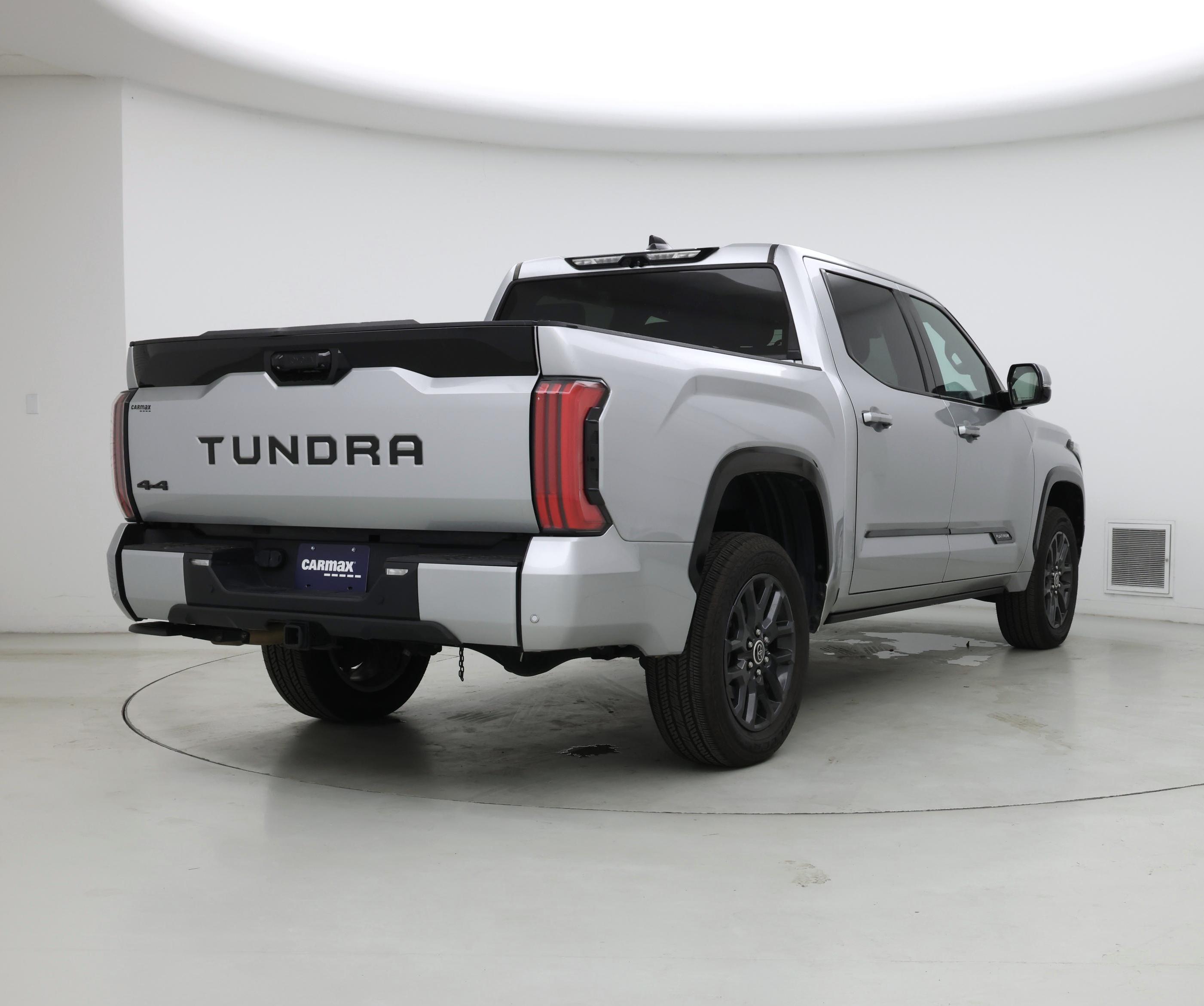 Thumbnail: 2022 Toyota Tundra - 8