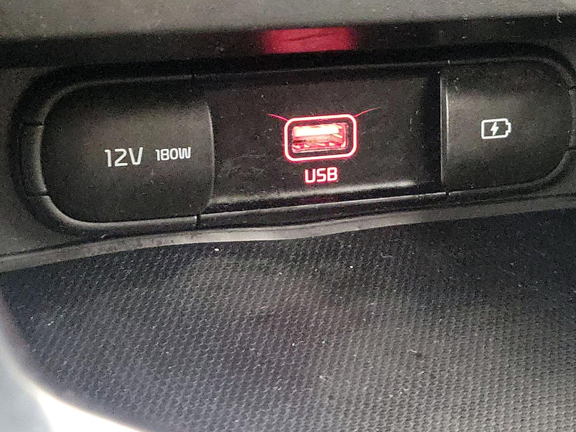 Thumbnail: 2020 Kia Soul - 18