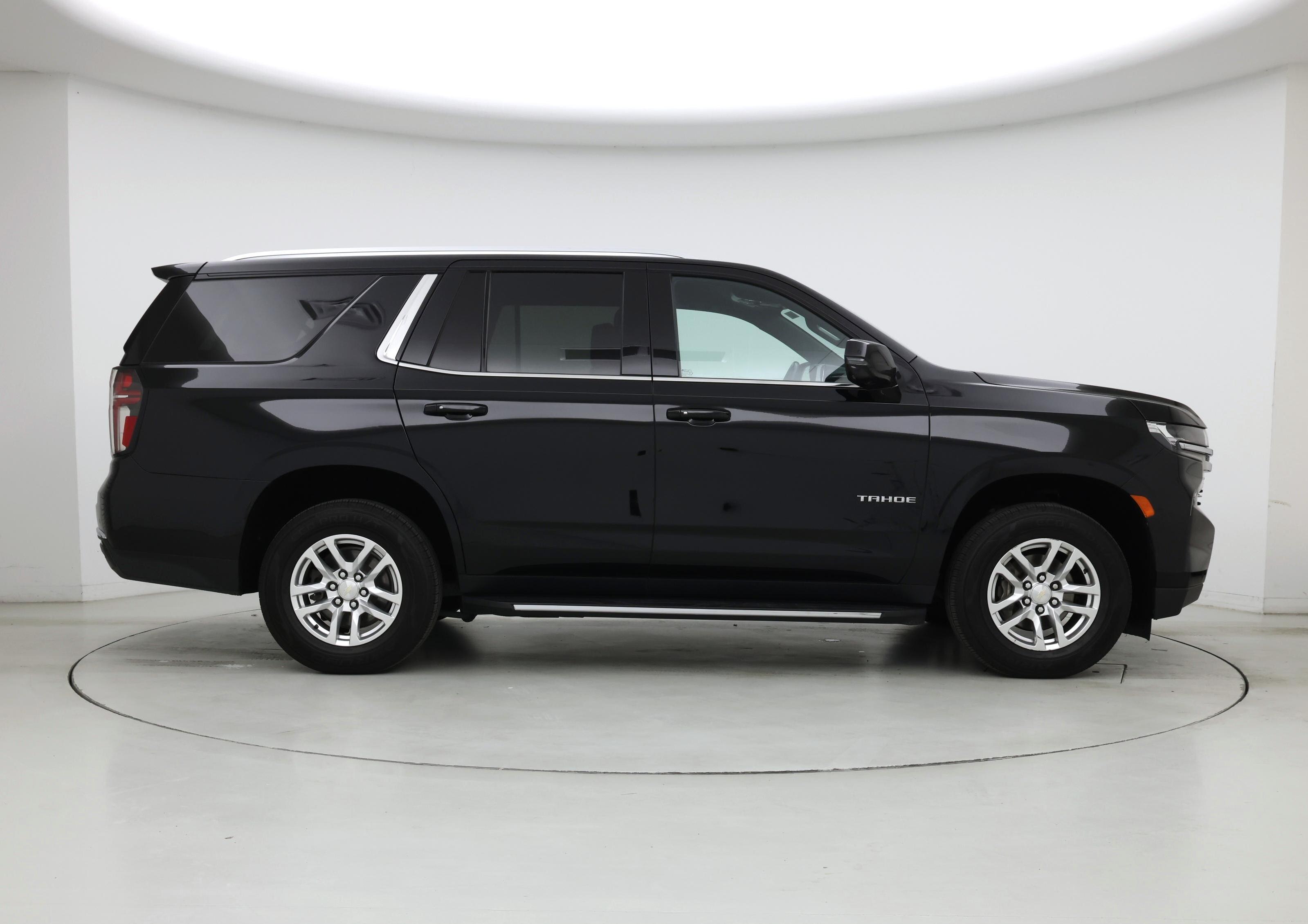 Thumbnail: 2022 Chevrolet Tahoe - 7
