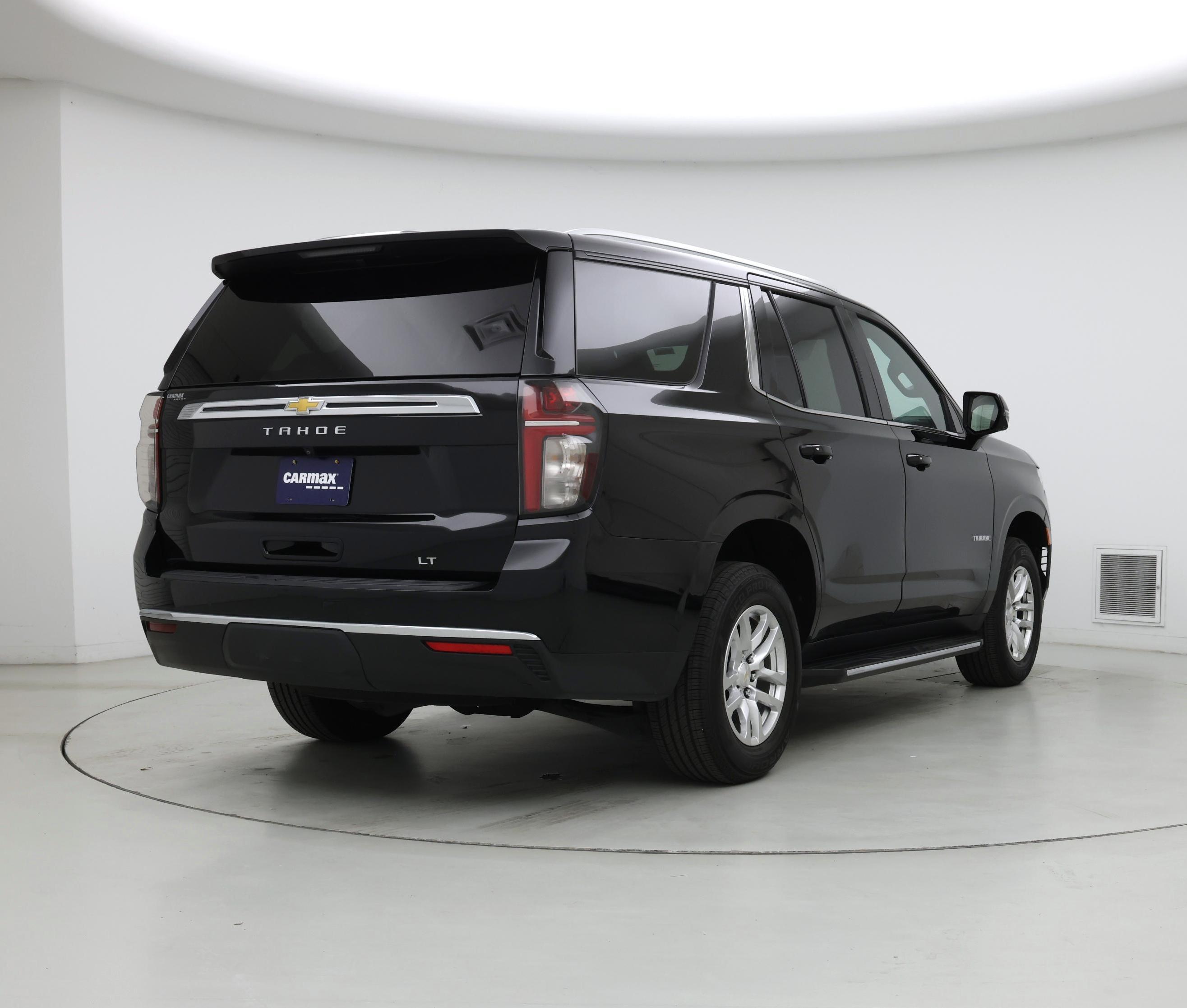 Thumbnail: 2022 Chevrolet Tahoe - 8