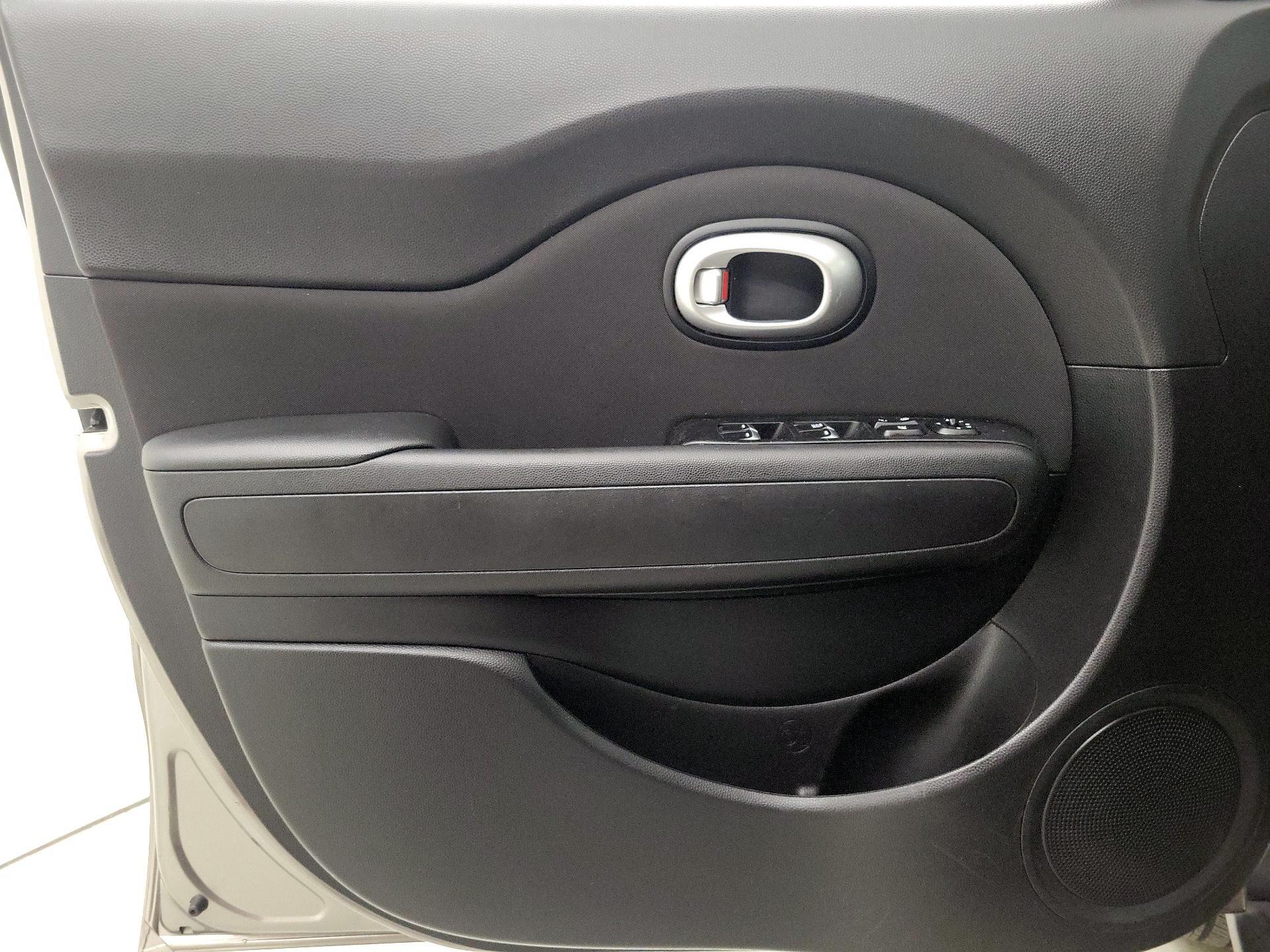 Thumbnail: 2018 Kia Soul - 12