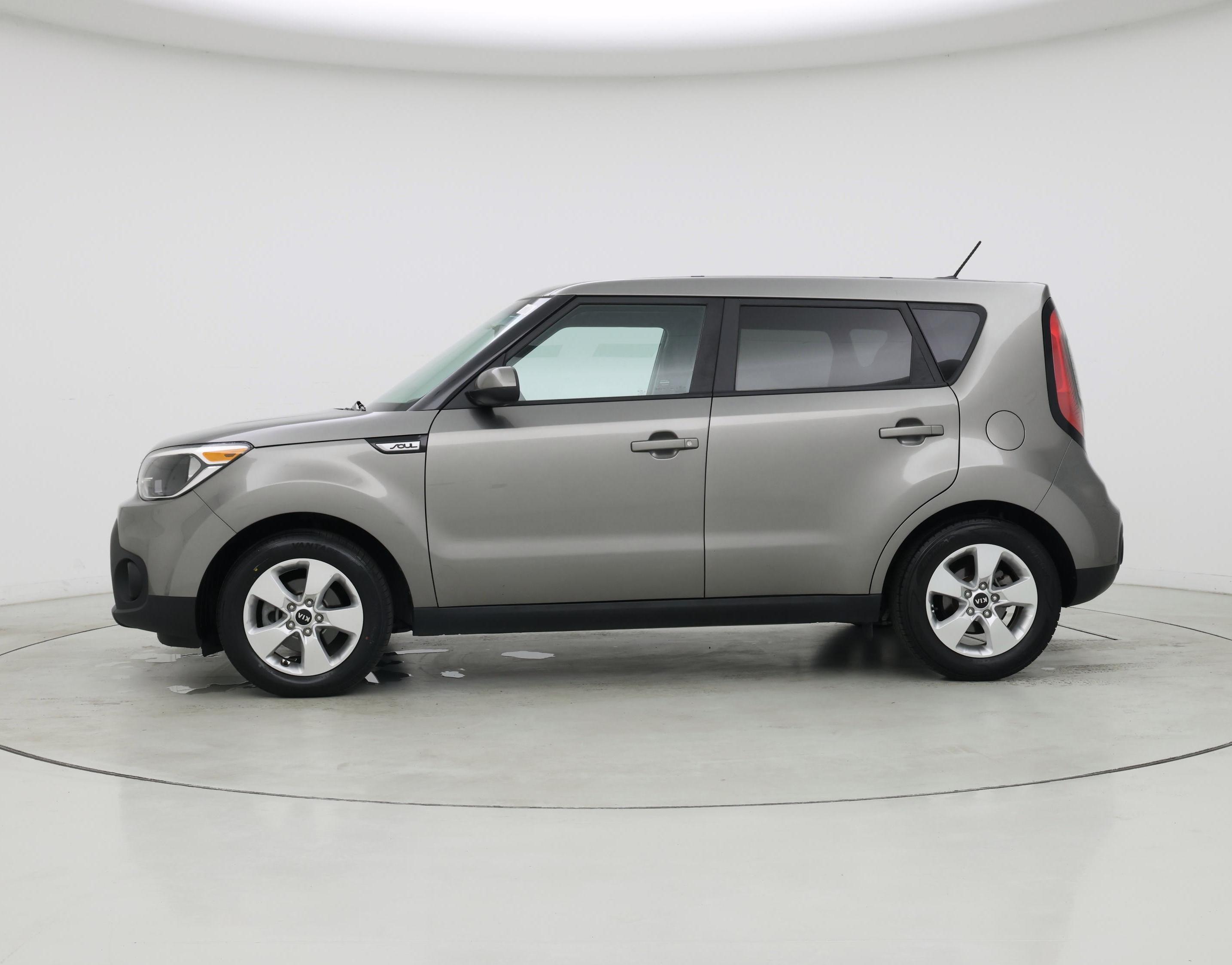 Thumbnail: 2018 Kia Soul - 3
