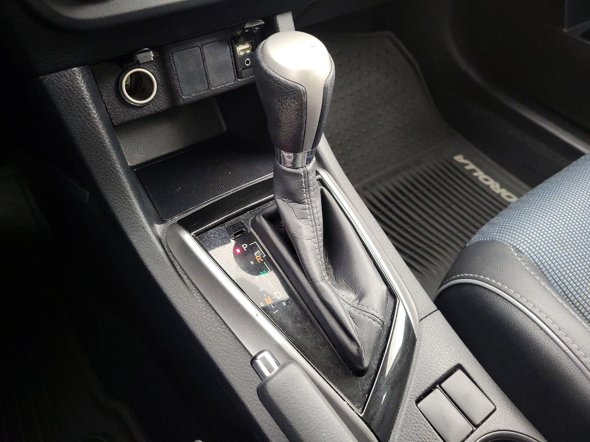 Thumbnail: 2016 Toyota Corolla - 17