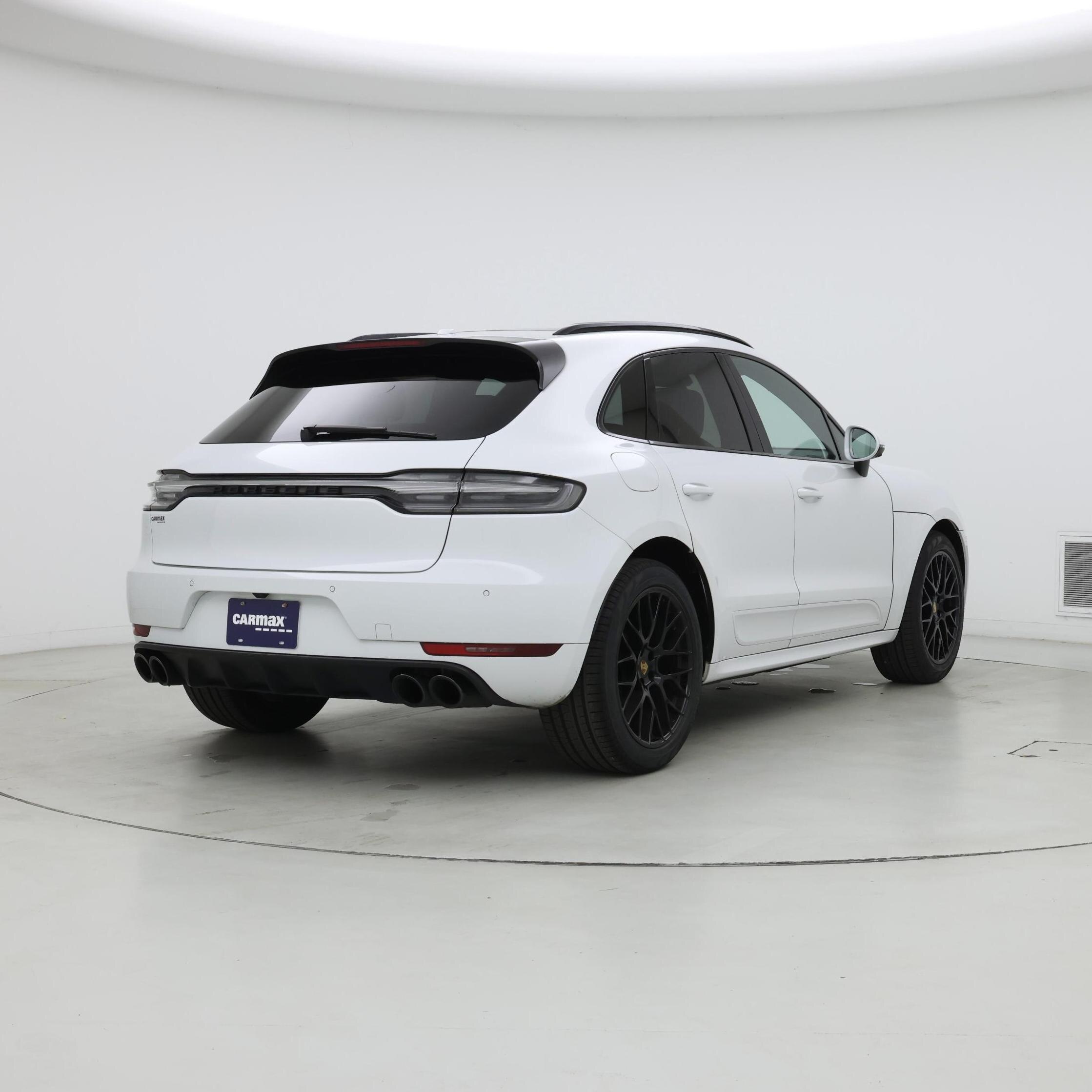 Thumbnail: 2021 Porsche Macan - 8