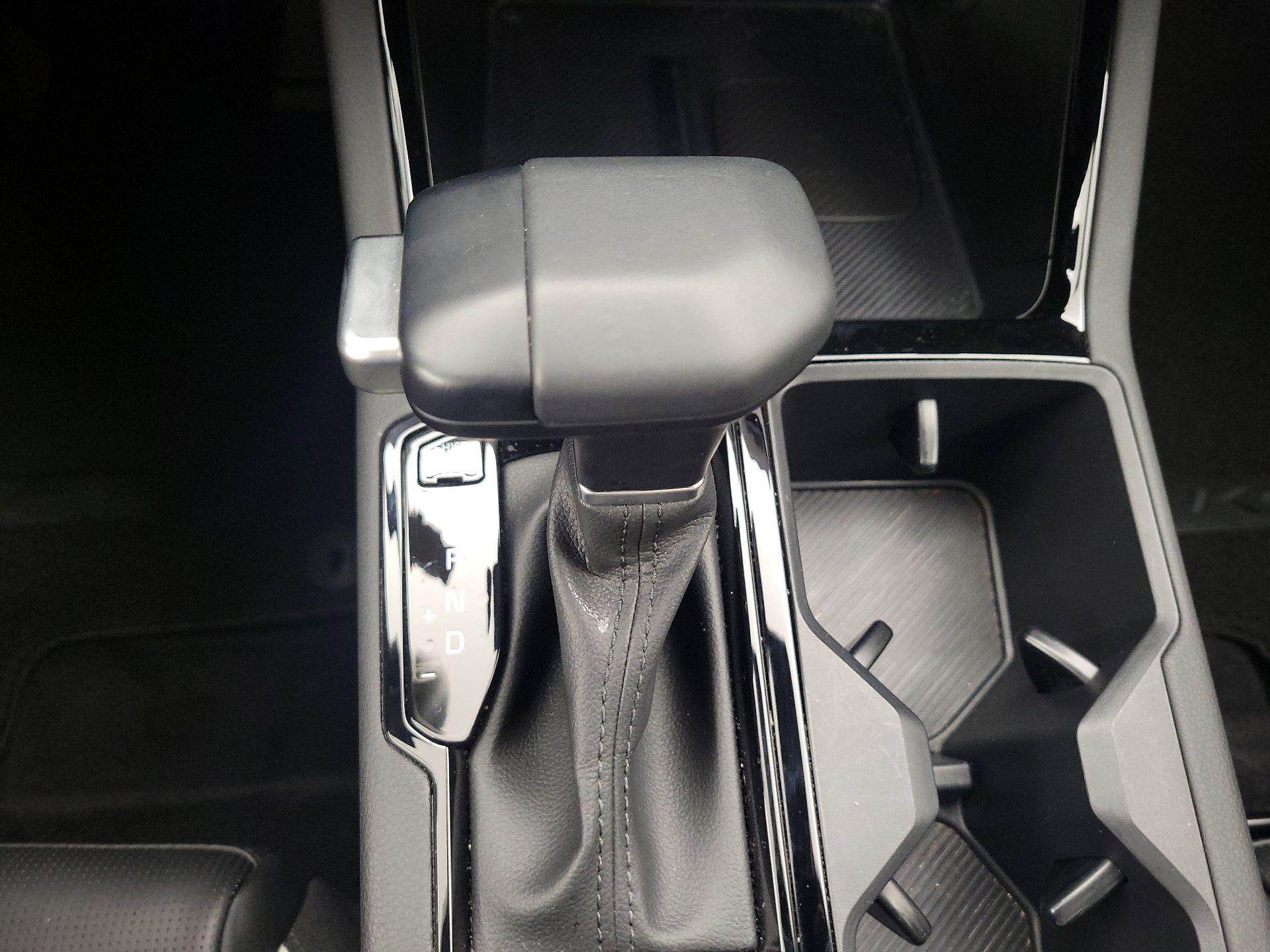 Thumbnail: 2025 Kia K5 - 17