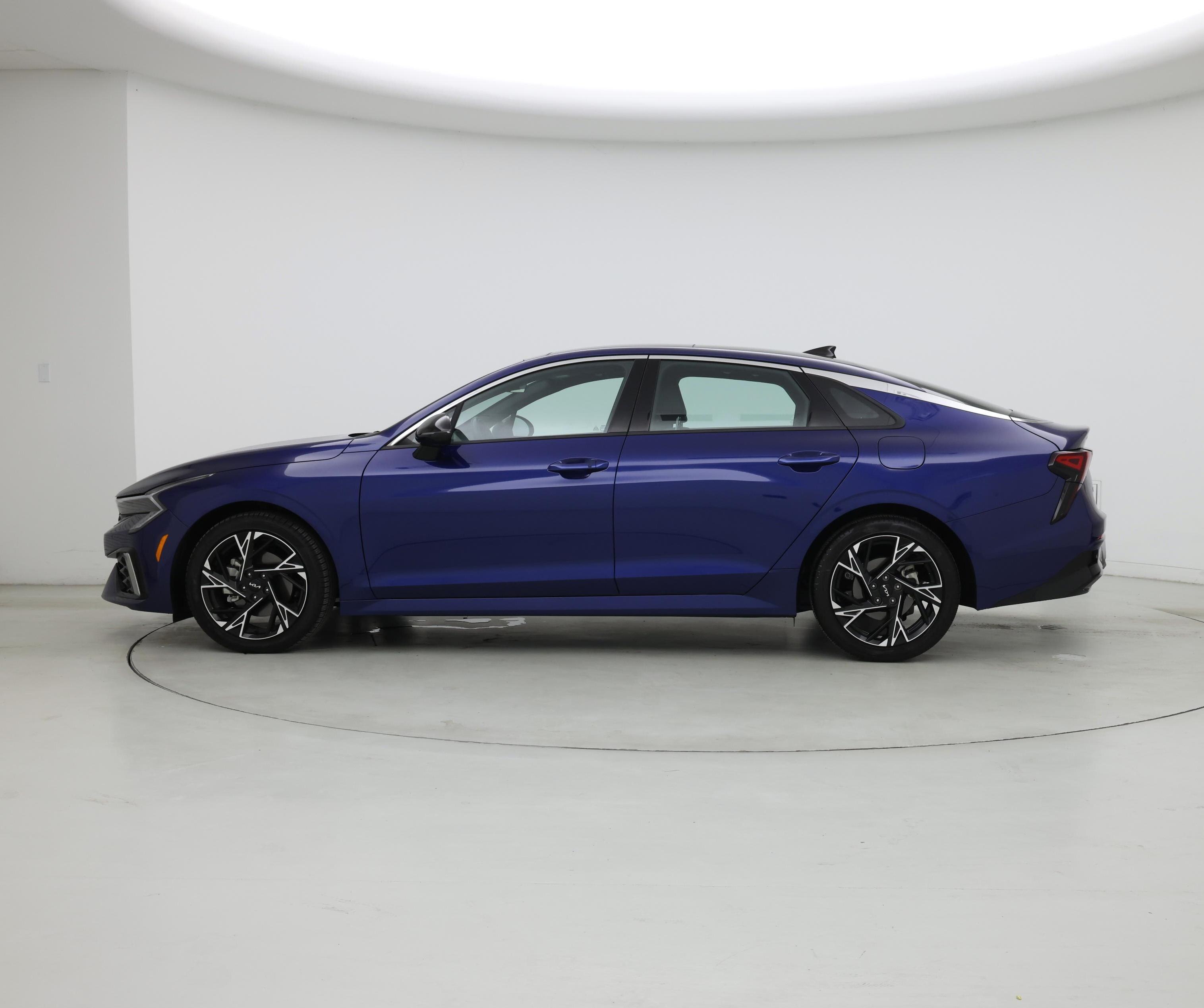 Thumbnail: 2025 Kia K5 - 3