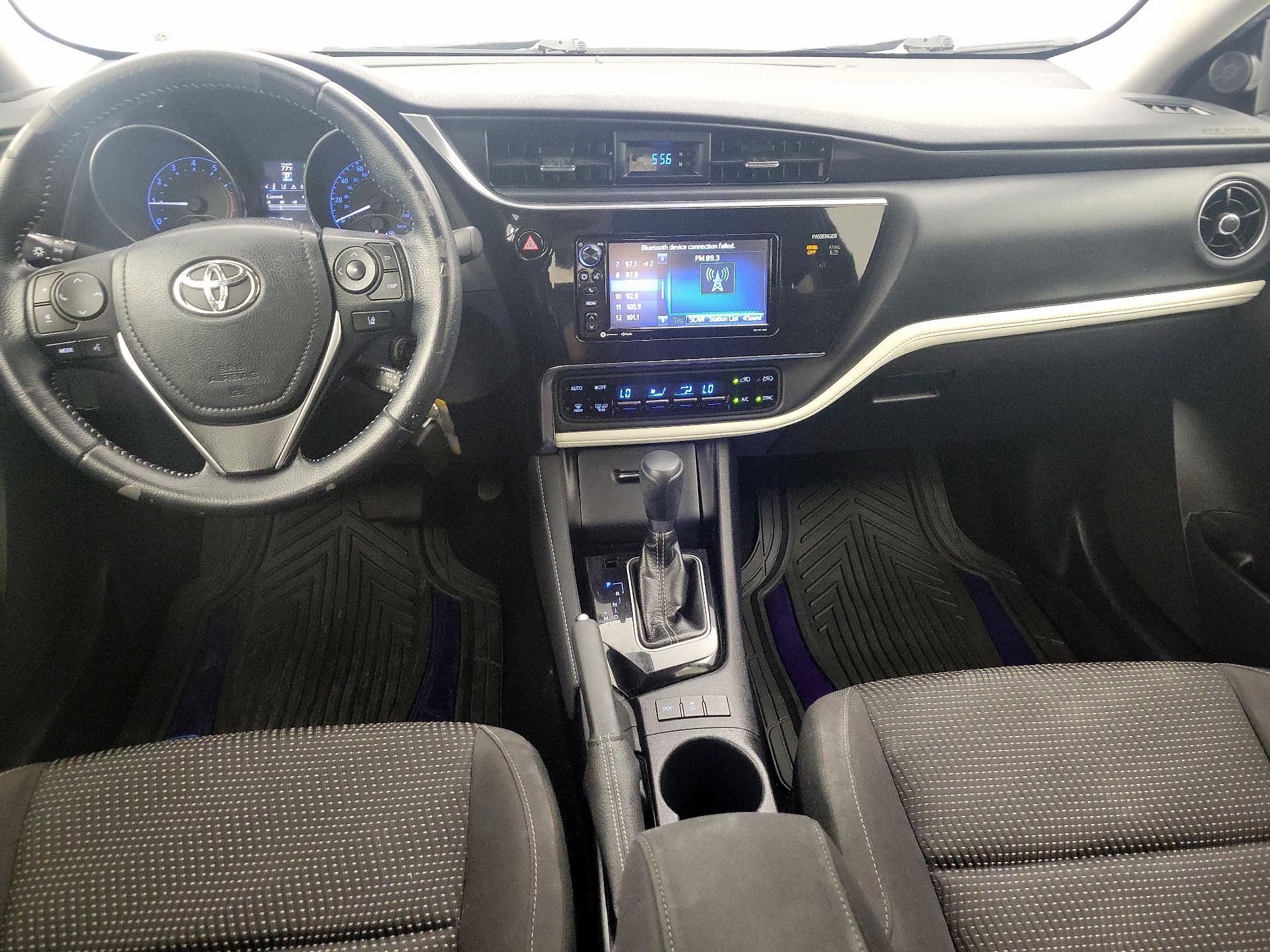 Thumbnail: 2017 Toyota Corolla iM - 9