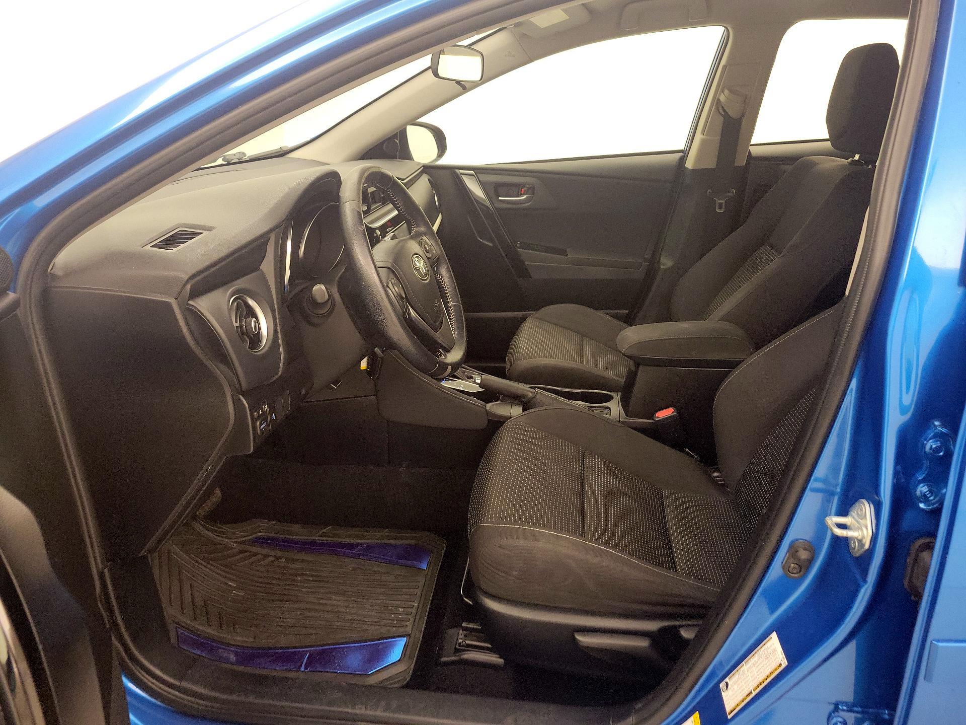 Thumbnail: 2017 Toyota Corolla iM - 11