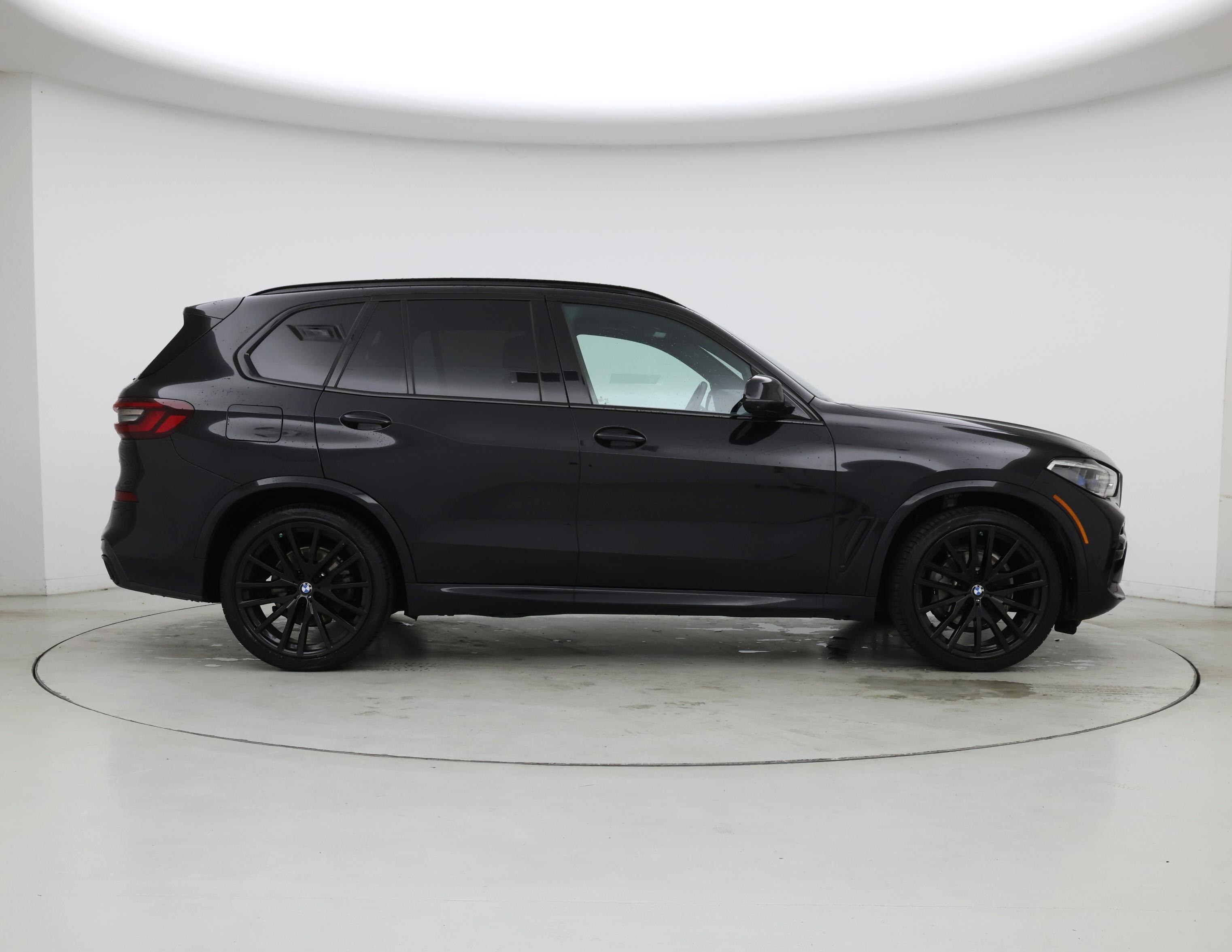 Thumbnail: 2021 BMW X5 - 7