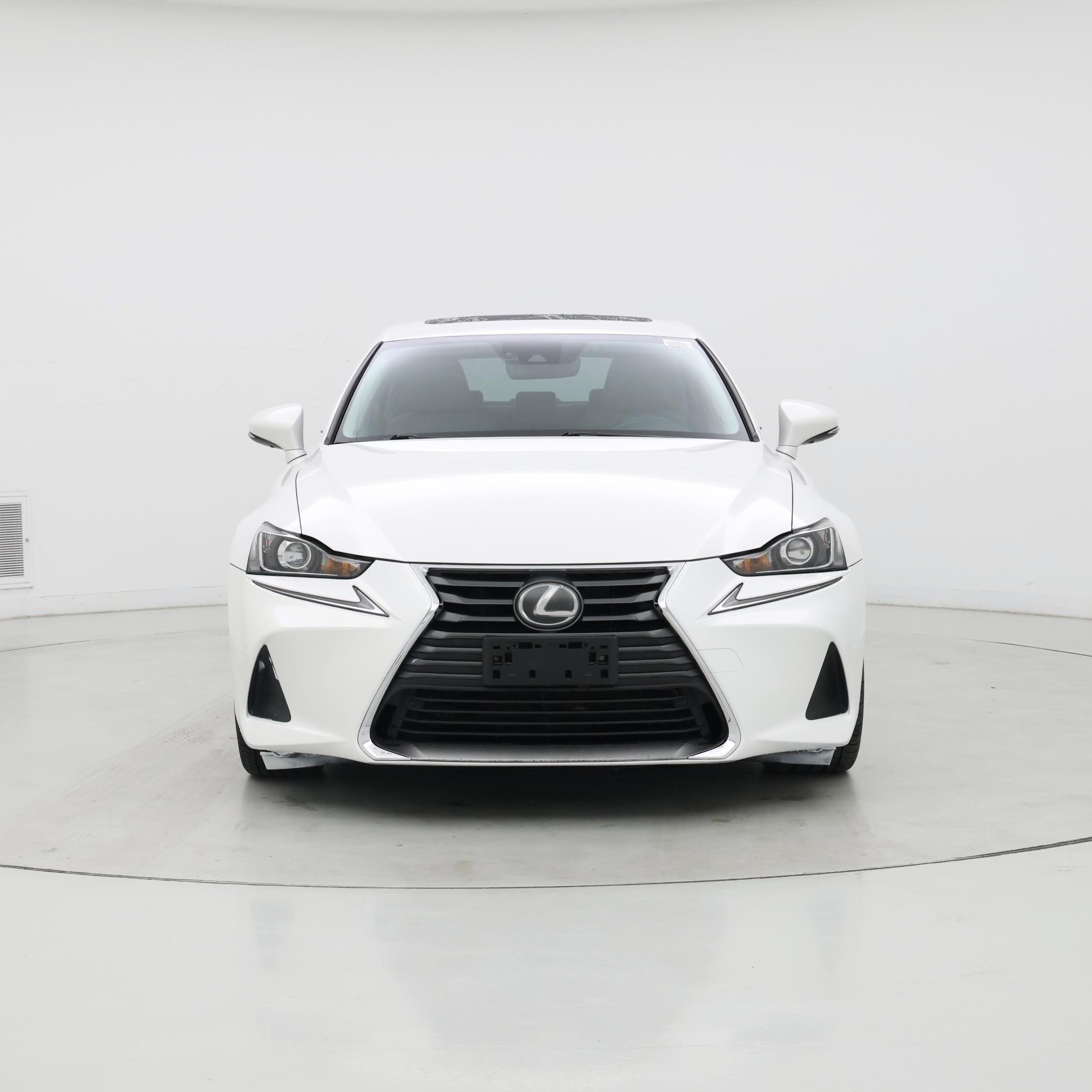 Thumbnail: 2017 Lexus IS - 5