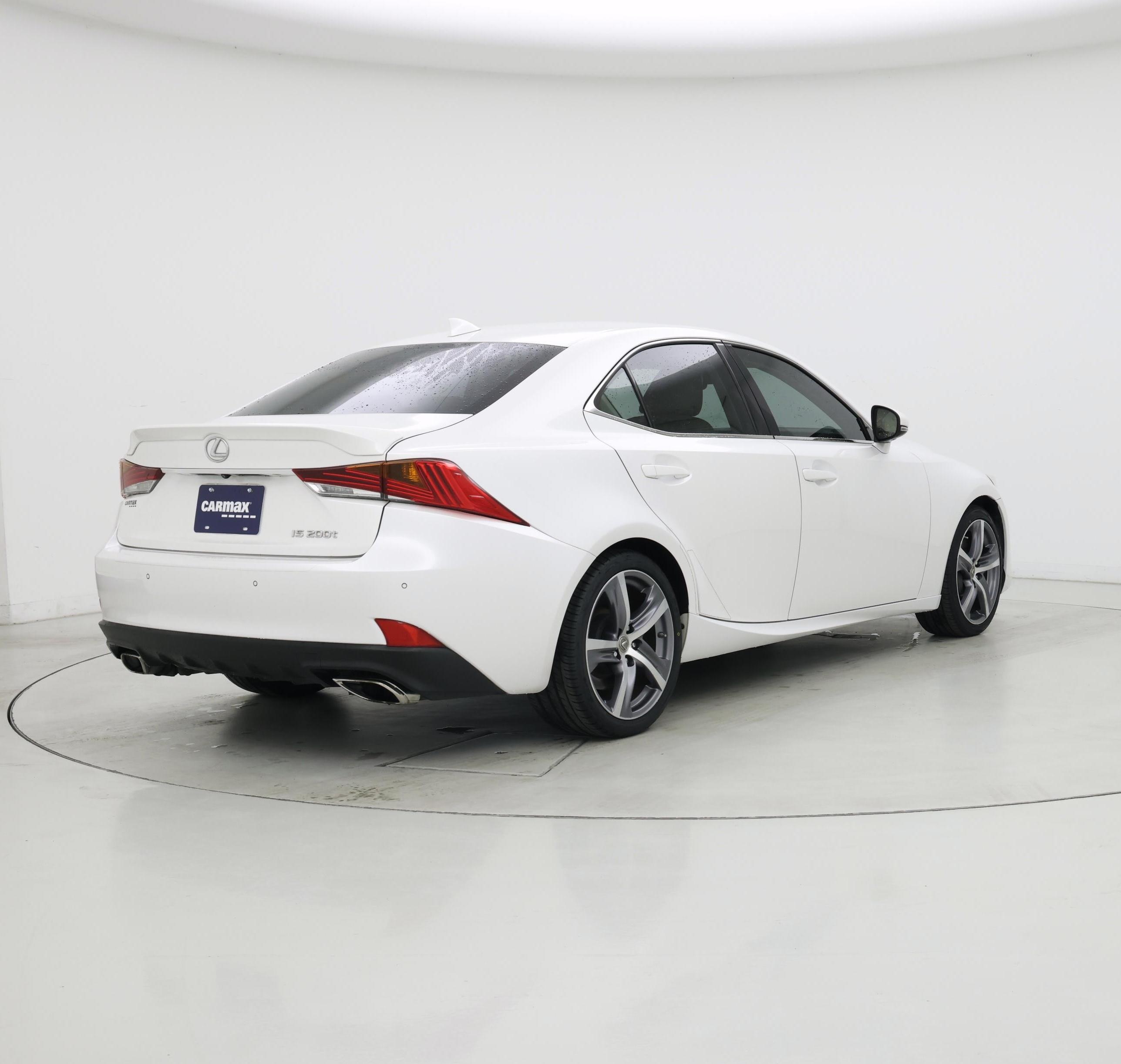 Thumbnail: 2017 Lexus IS - 8