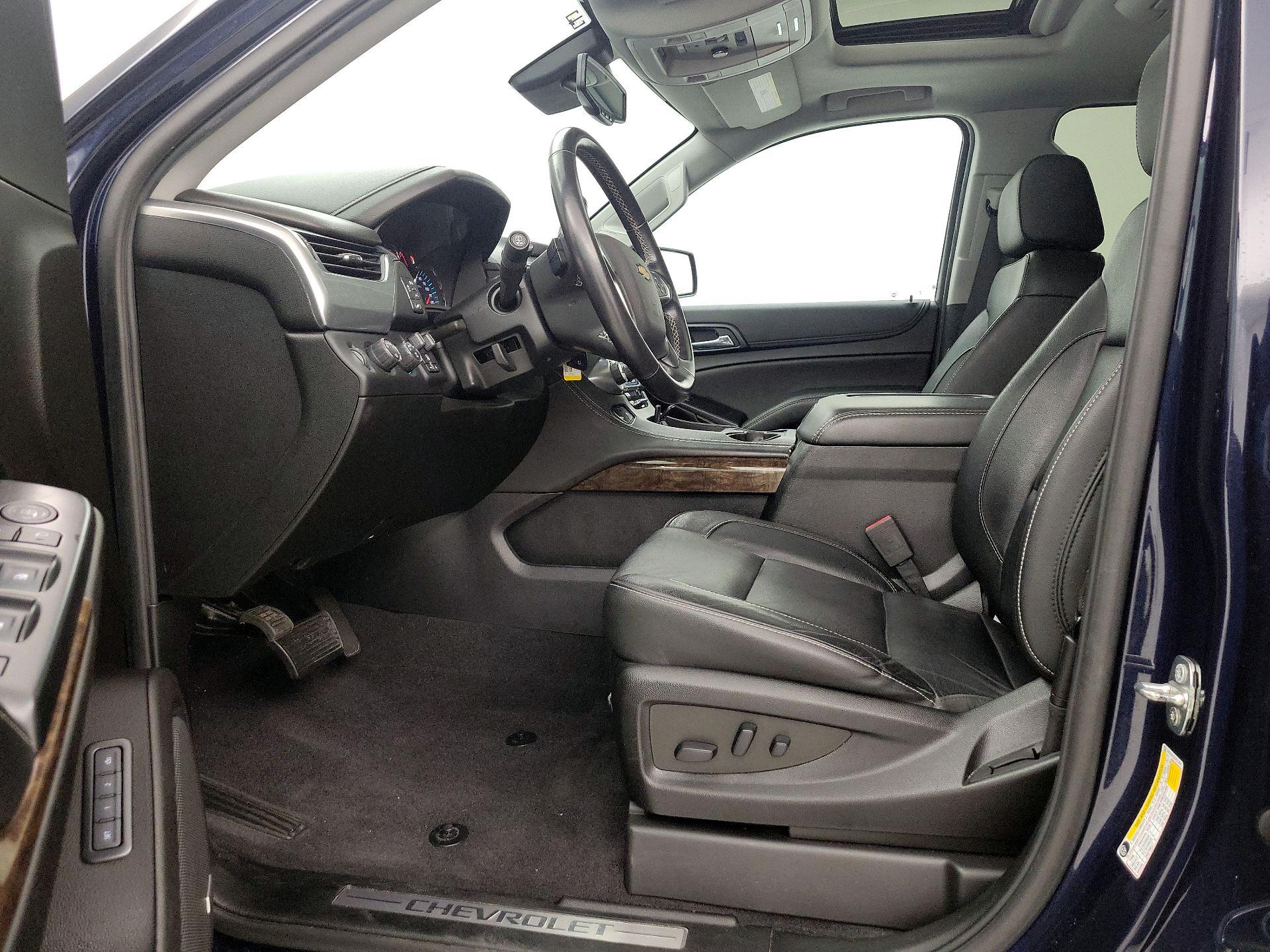 Thumbnail: 2020 Chevrolet Tahoe - 11
