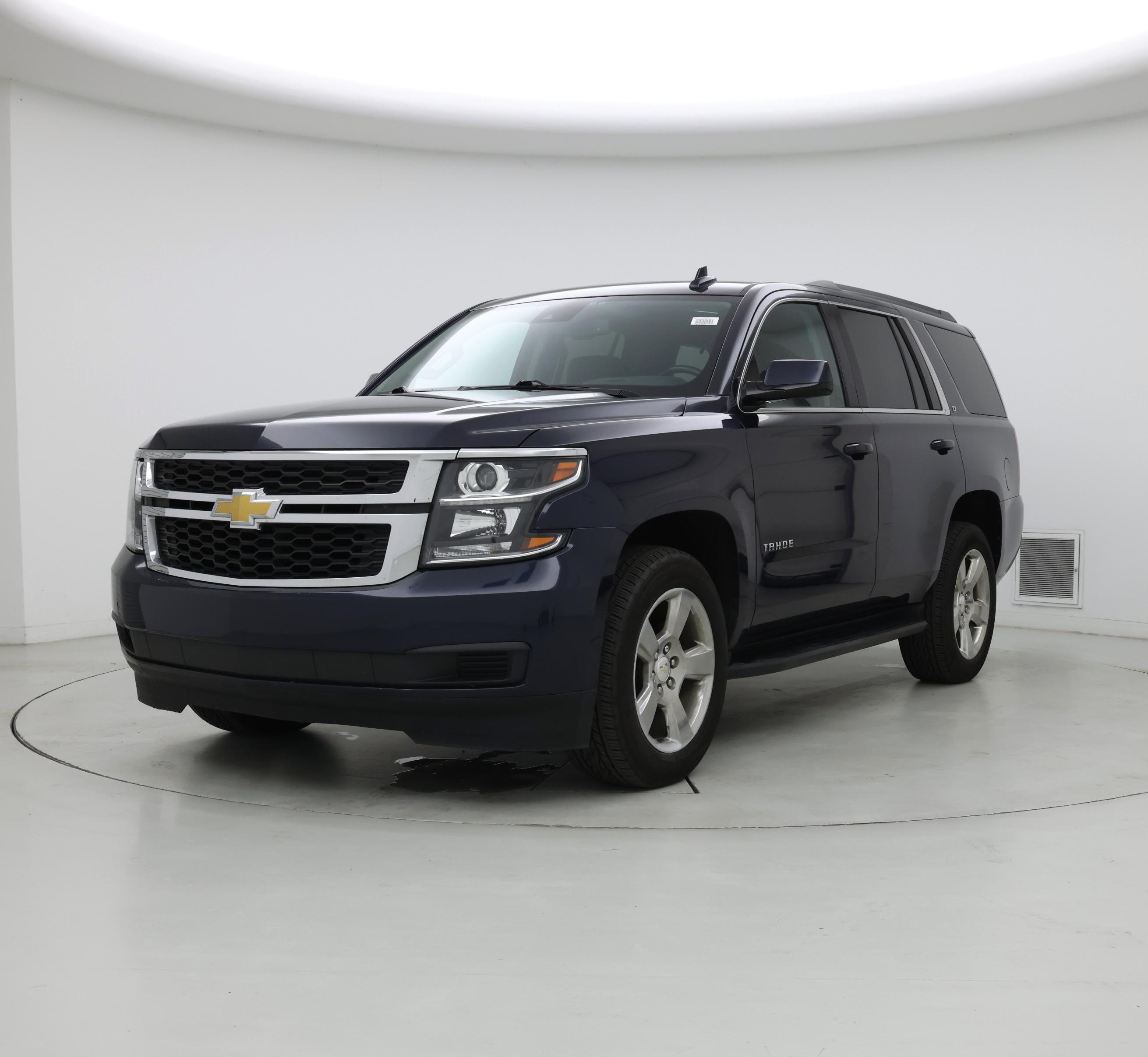 Thumbnail: 2020 Chevrolet Tahoe - 4
